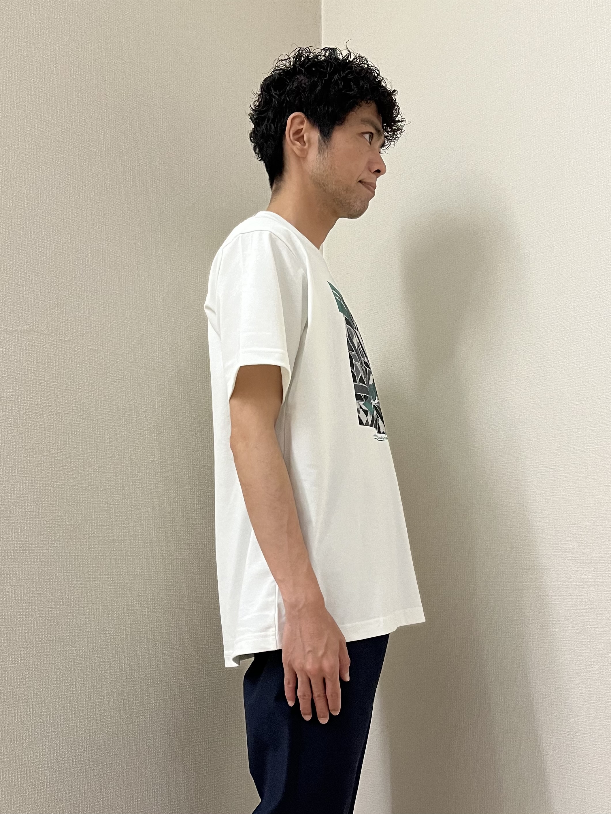 URAさんの「TAKEO KIKUCHI｜モノクロタイルTシャツ」を使ったコーディネート
