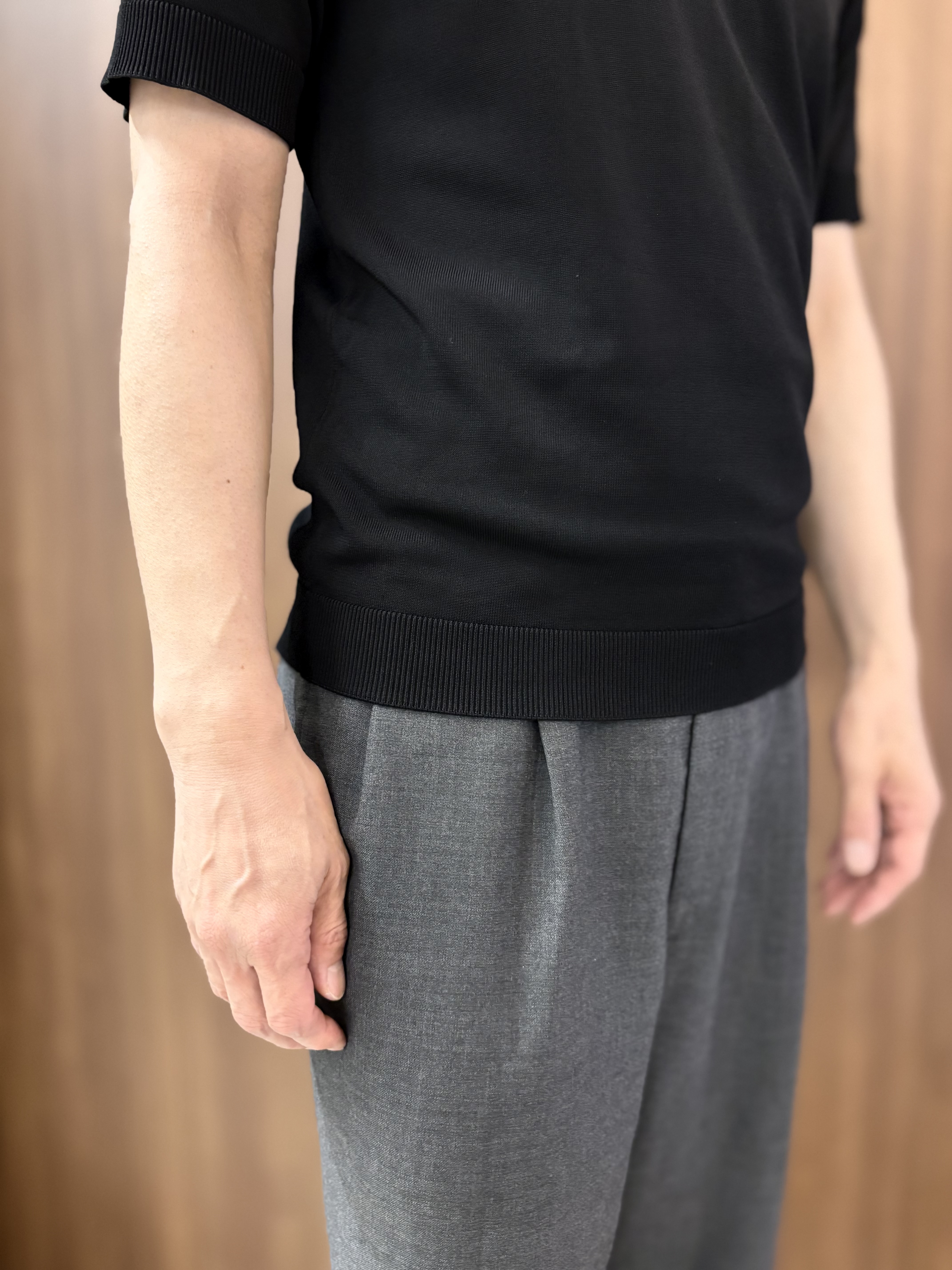 かたやまさんの「TAKEO KIKUCHI｜【接触冷感/洗える】ヴィスコースナイロンモックネックニット」を使ったコーディネート