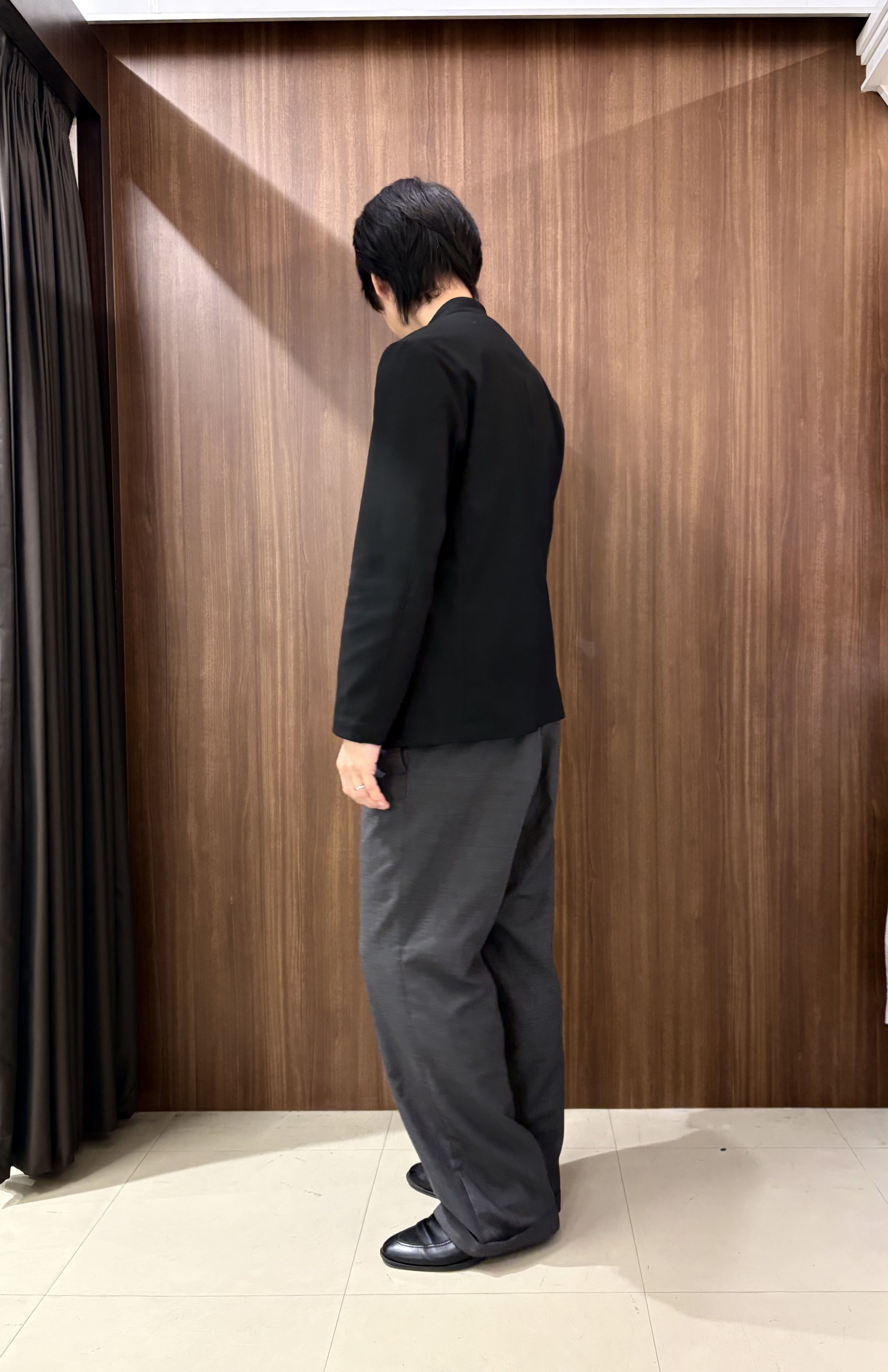 かたやまさんの「TAKEO KIKUCHI｜【接触冷感/洗える】ヴィスコースナイロンモックネックニット」を使ったコーディネート