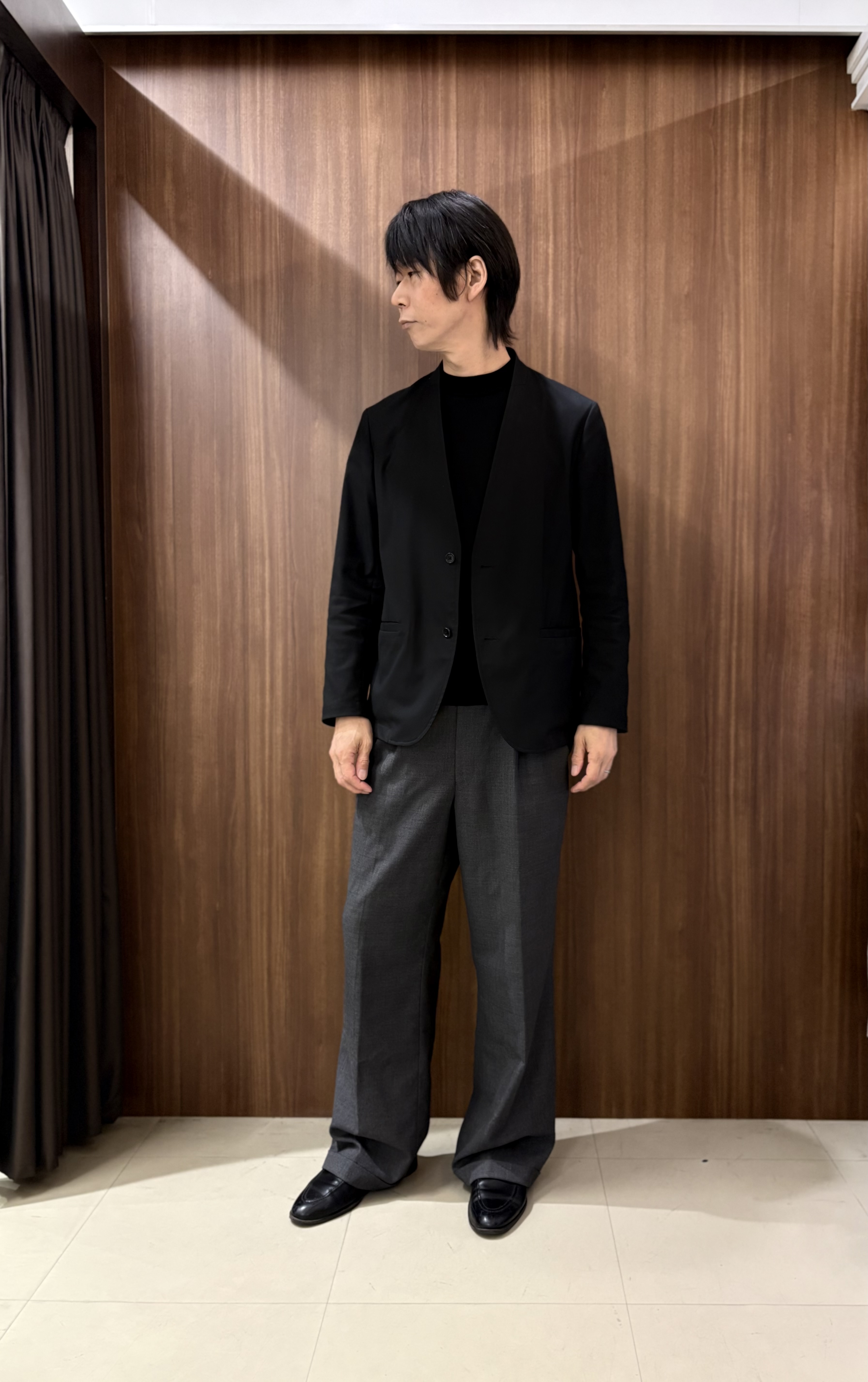 かたやまさんの「TAKEO KIKUCHI｜【接触冷感/洗える】ヴィスコースナイロンモックネックニット」を使ったコーディネート