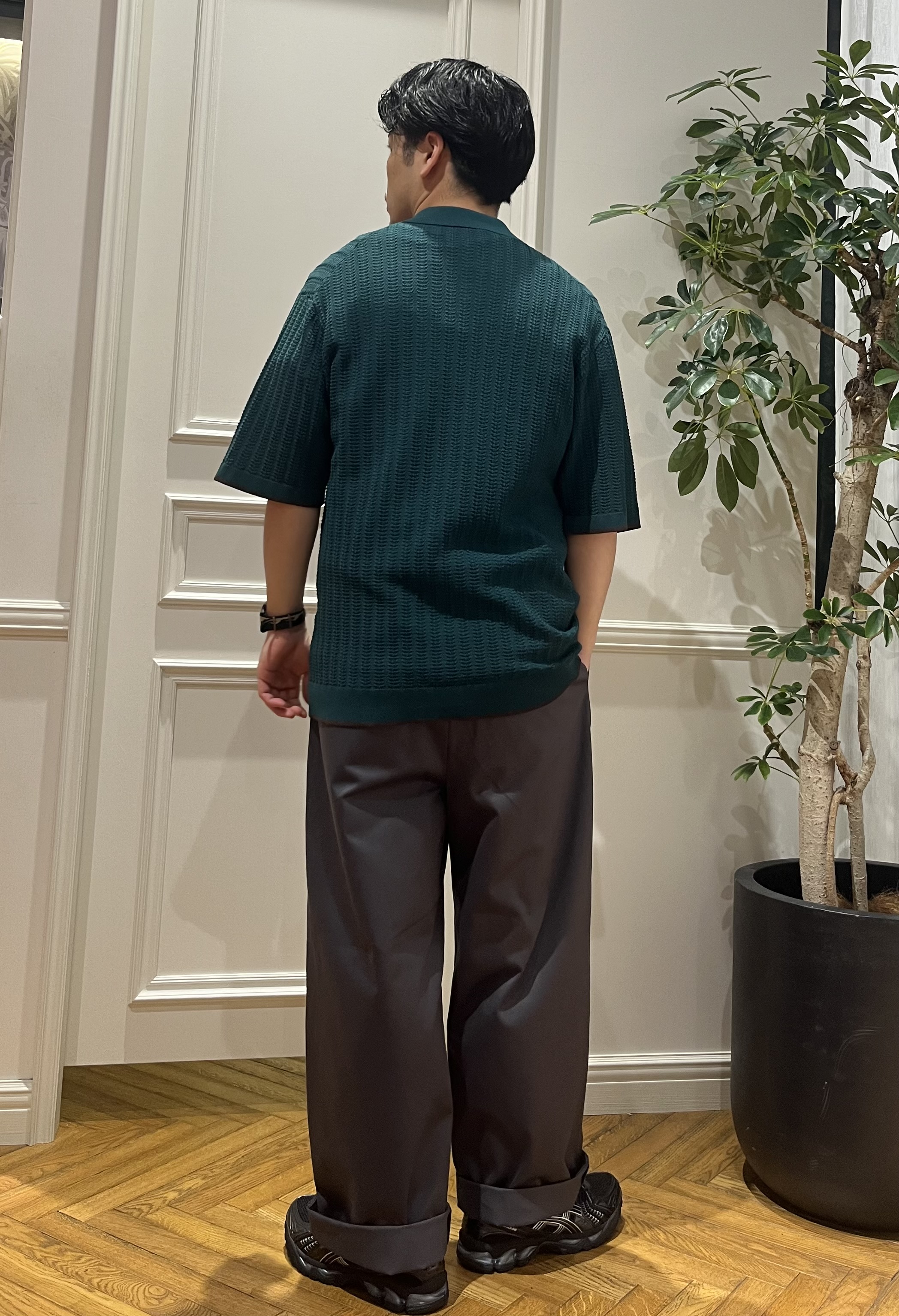 Tokuさんの「DRESSTERIOR｜【Safari5月号掲載】ウォッシャブル キューバニットシャツ」を使ったコーディネート