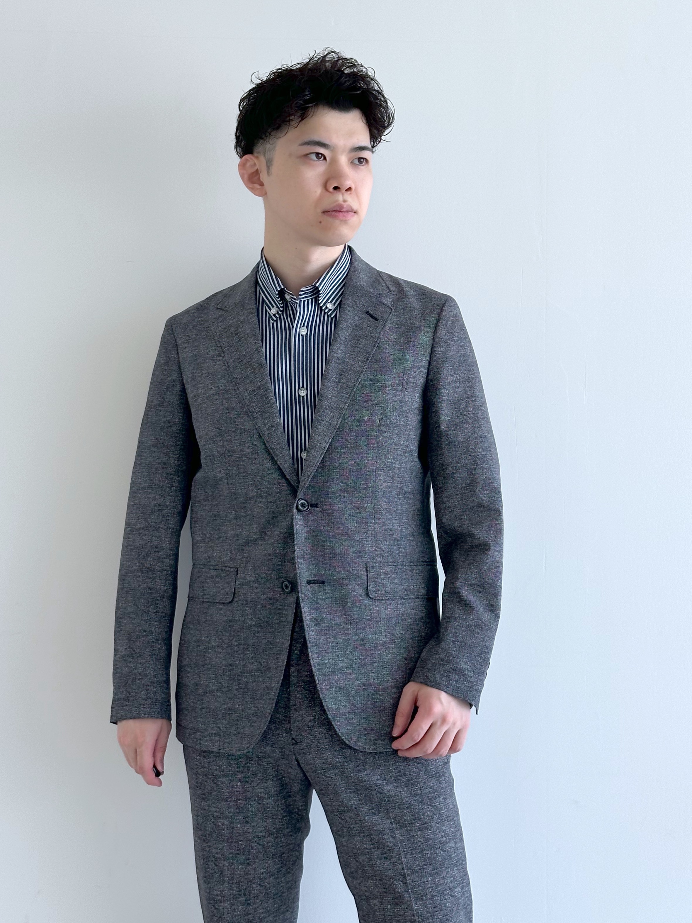 イッシーさんの「TAKEO KIKUCHI｜【抗菌防臭】COOL DOTS（R）ドビープリント ジャケット」を使ったコーディネート