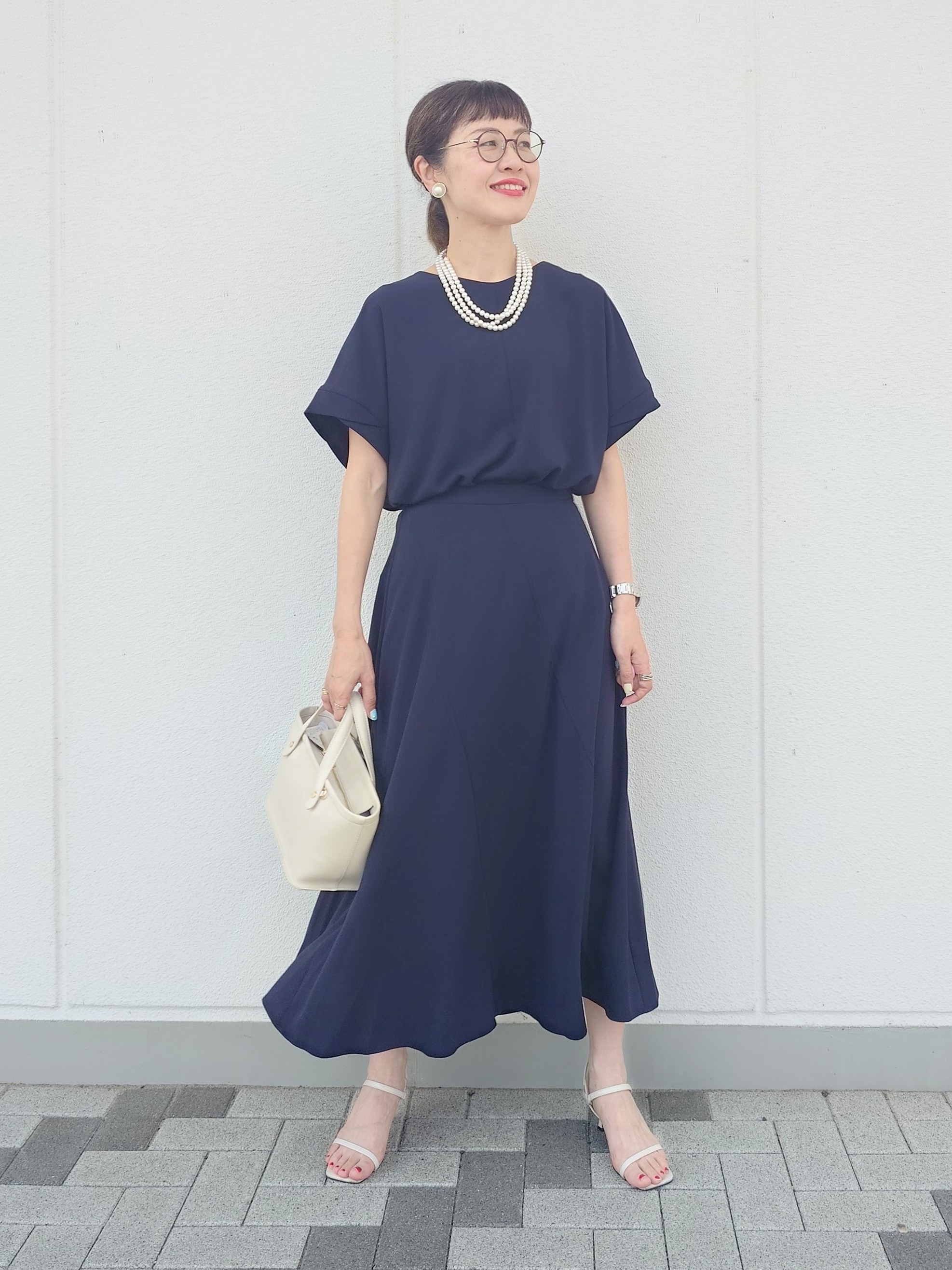 MUTSUKOさんの「UNTITLED｜【セットアップ可/UVカット/前後2WAY】リラクシーフレンチスリーブブラウス」を使ったコーディネート