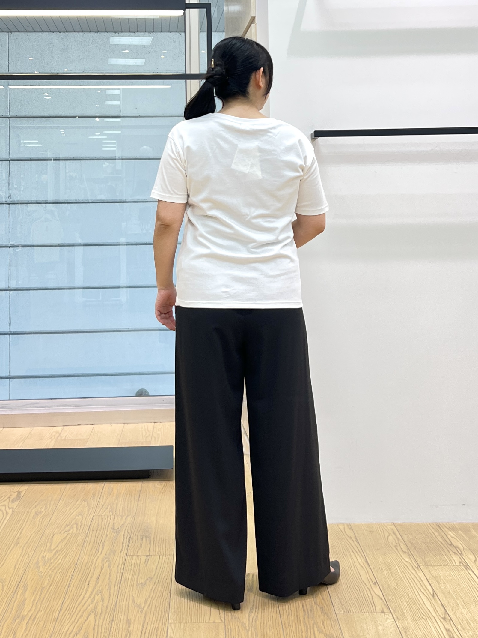 shimaさんの「INDIVI｜【接触冷感／透湿／着る日傘】颯爽ジレジャケット」を使ったコーディネート