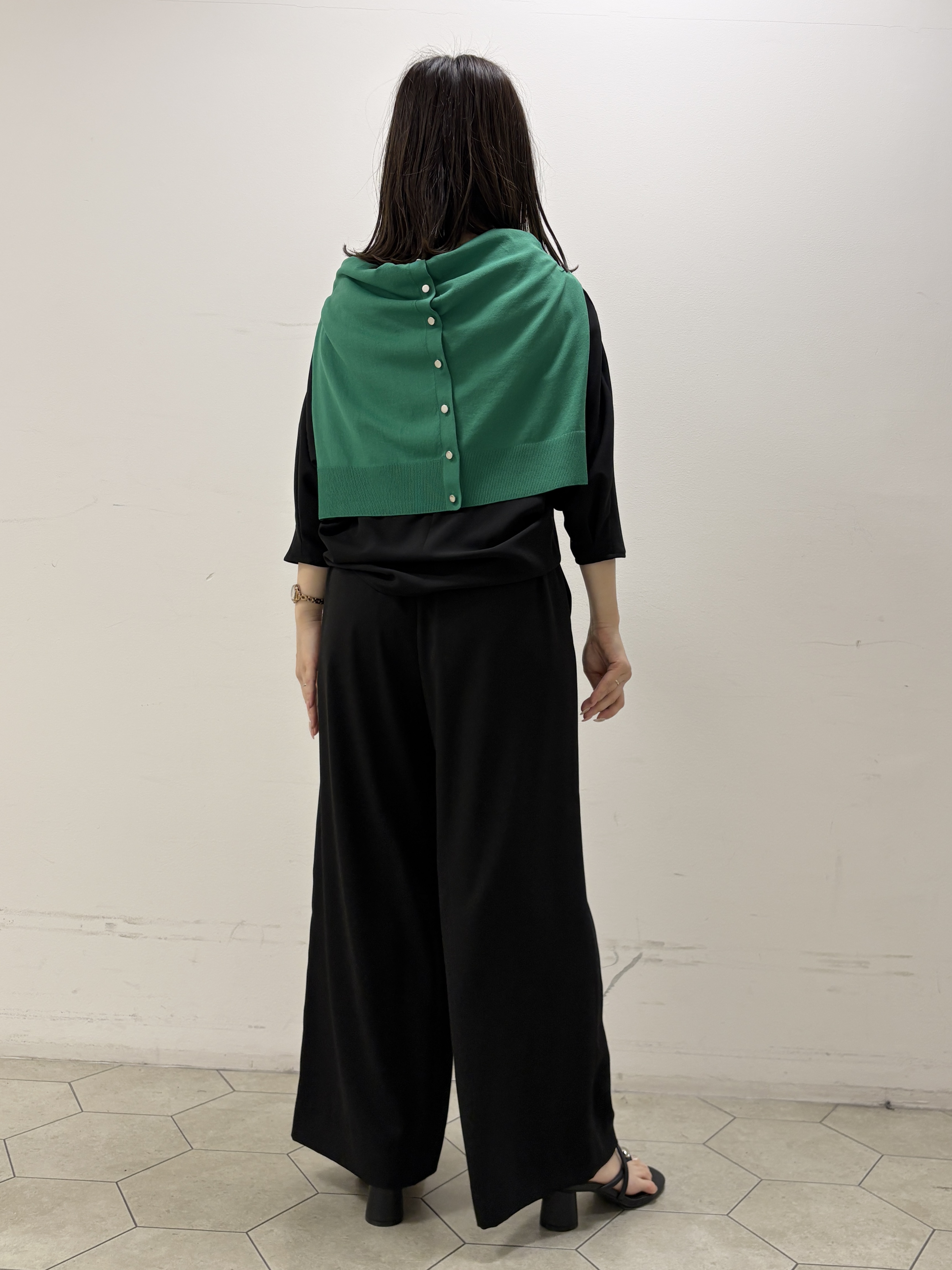kahoさんの「INDIVI｜【接触冷感／透湿／着る日傘】ドルマントップス」を使ったコーディネート