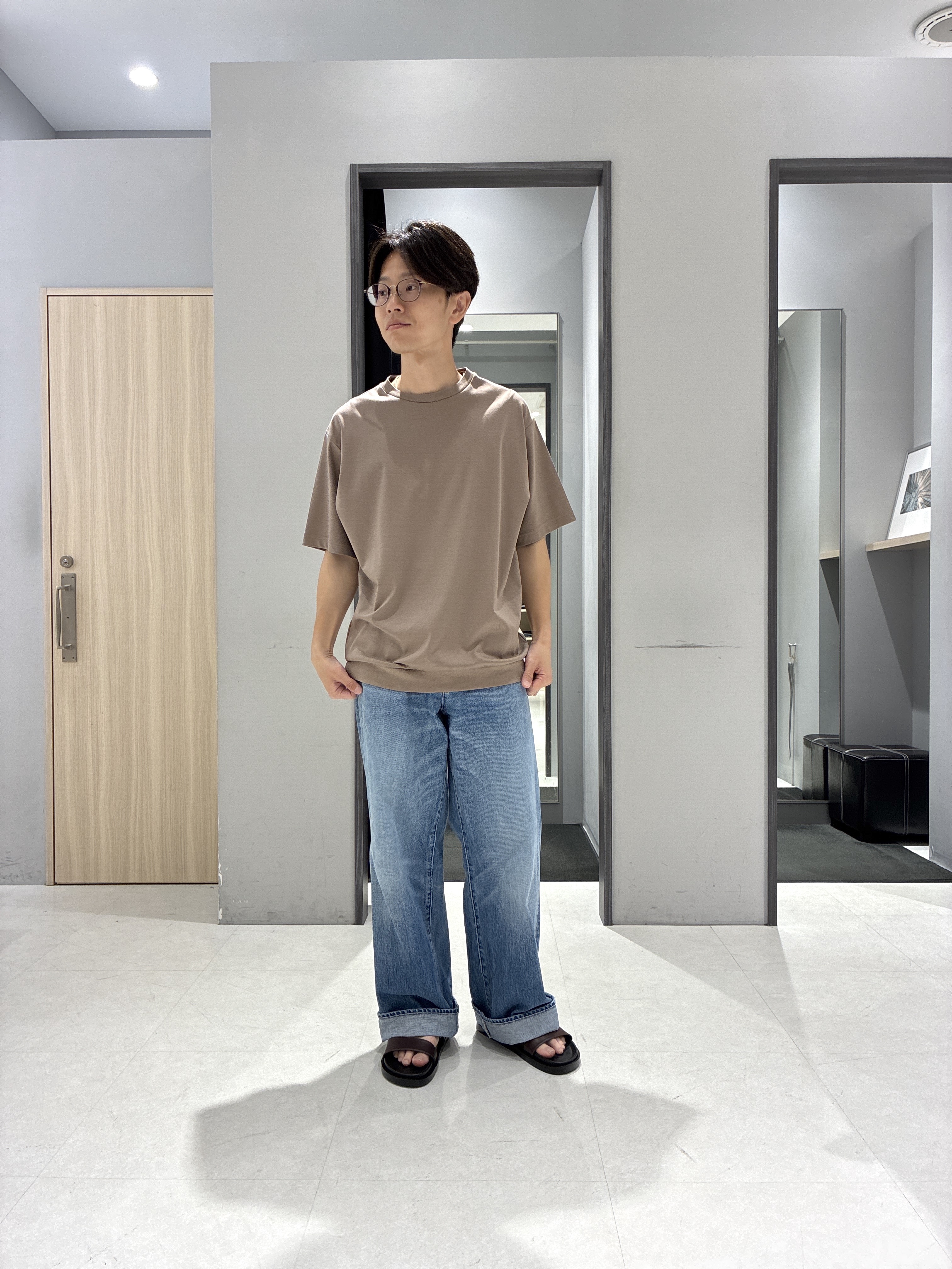 わいずみさんの「TAKEO KIKUCHI｜【接触冷感】アイスクリアコットン Tシャツ」を使ったコーディネート