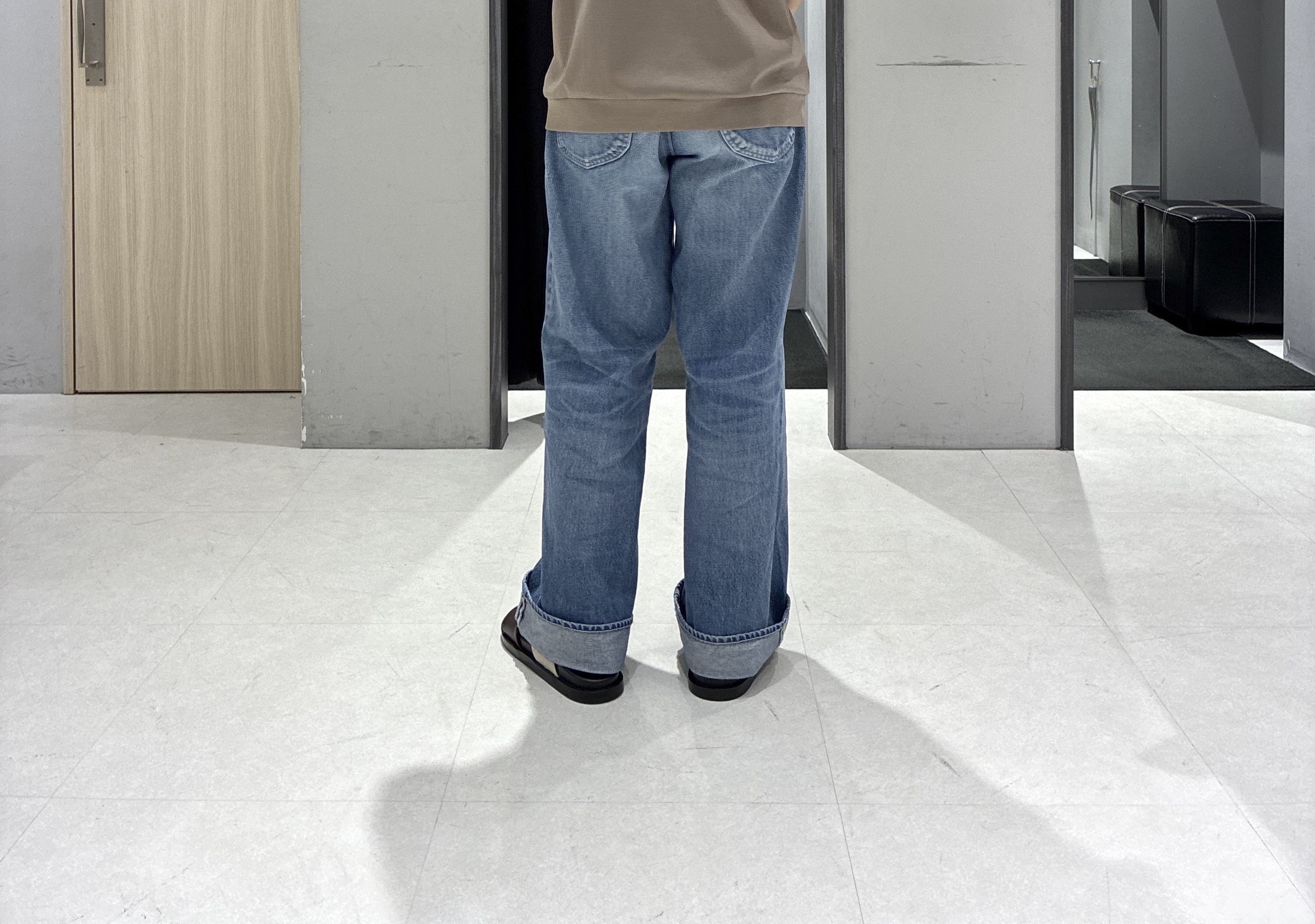 わいずみさんの「TAKEO KIKUCHI｜【接触冷感】アイスクリアコットン Tシャツ」を使ったコーディネート