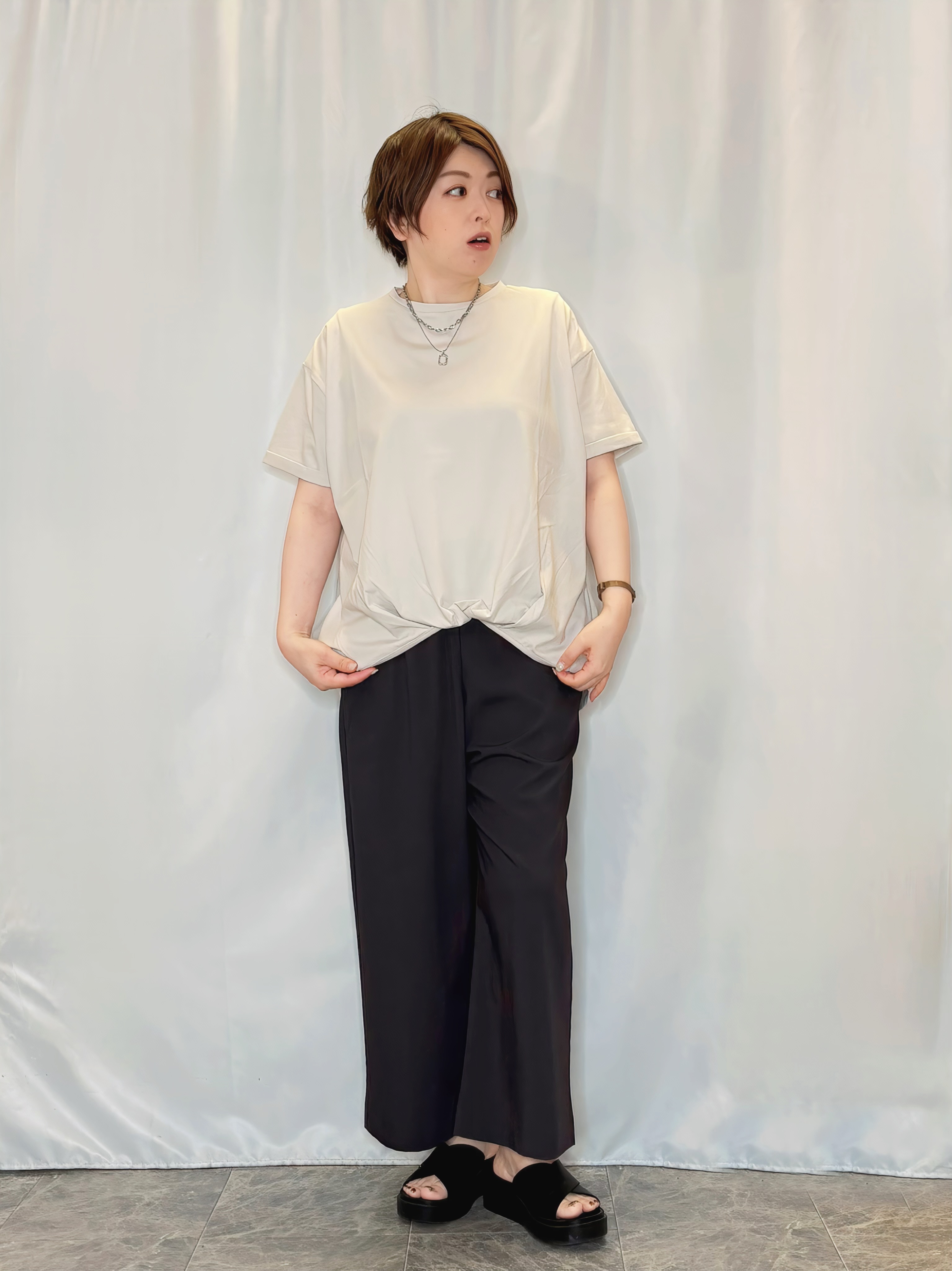 たみさんの「SHOO･LA･RUE｜【体型カバー】ふんわり質感 やわらかこなれシアーシャツ」を使ったコーディネート