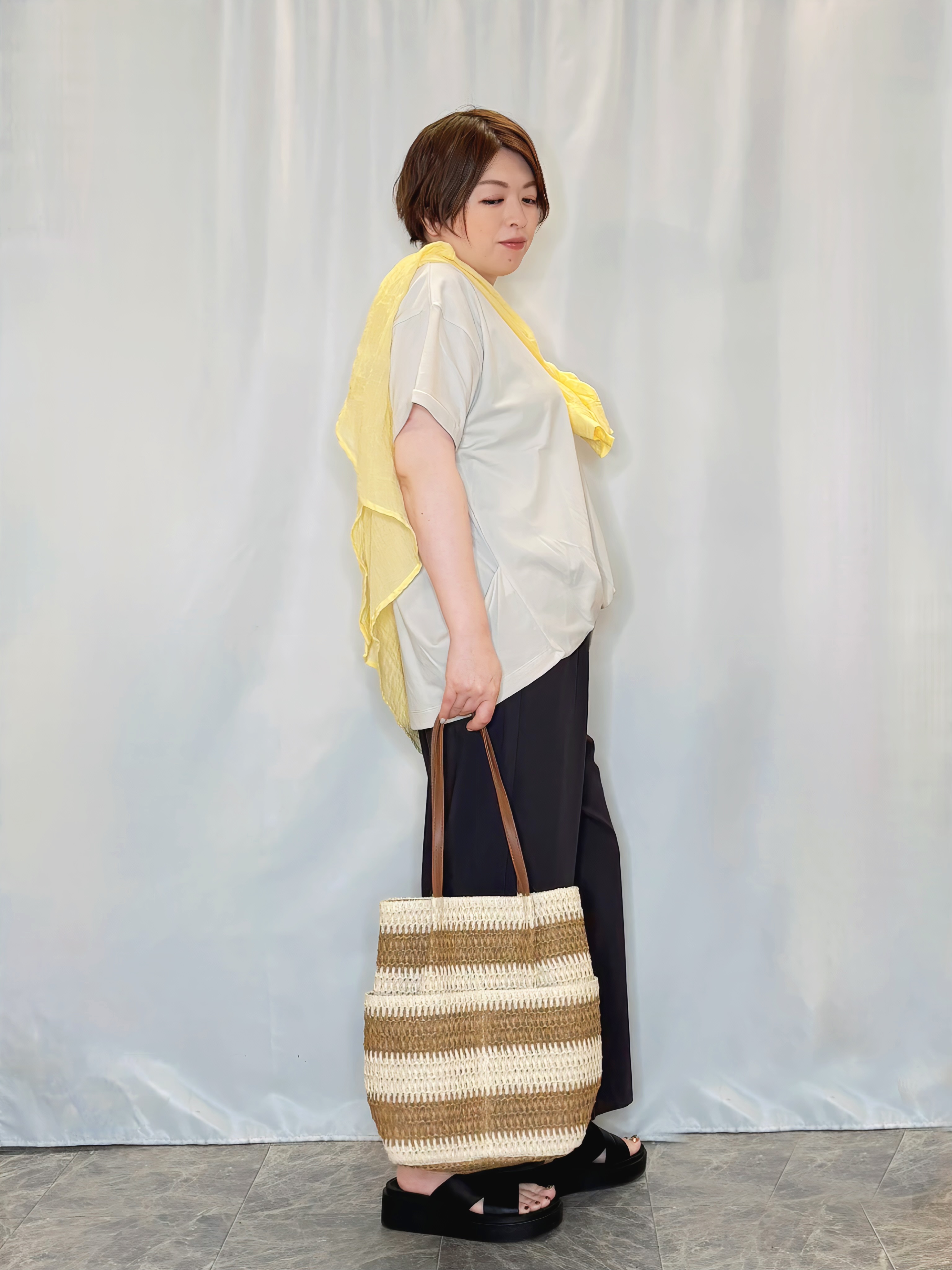 たみさんの「SHOO･LA･RUE｜【体型カバー】ふんわり質感 やわらかこなれシアーシャツ」を使ったコーディネート