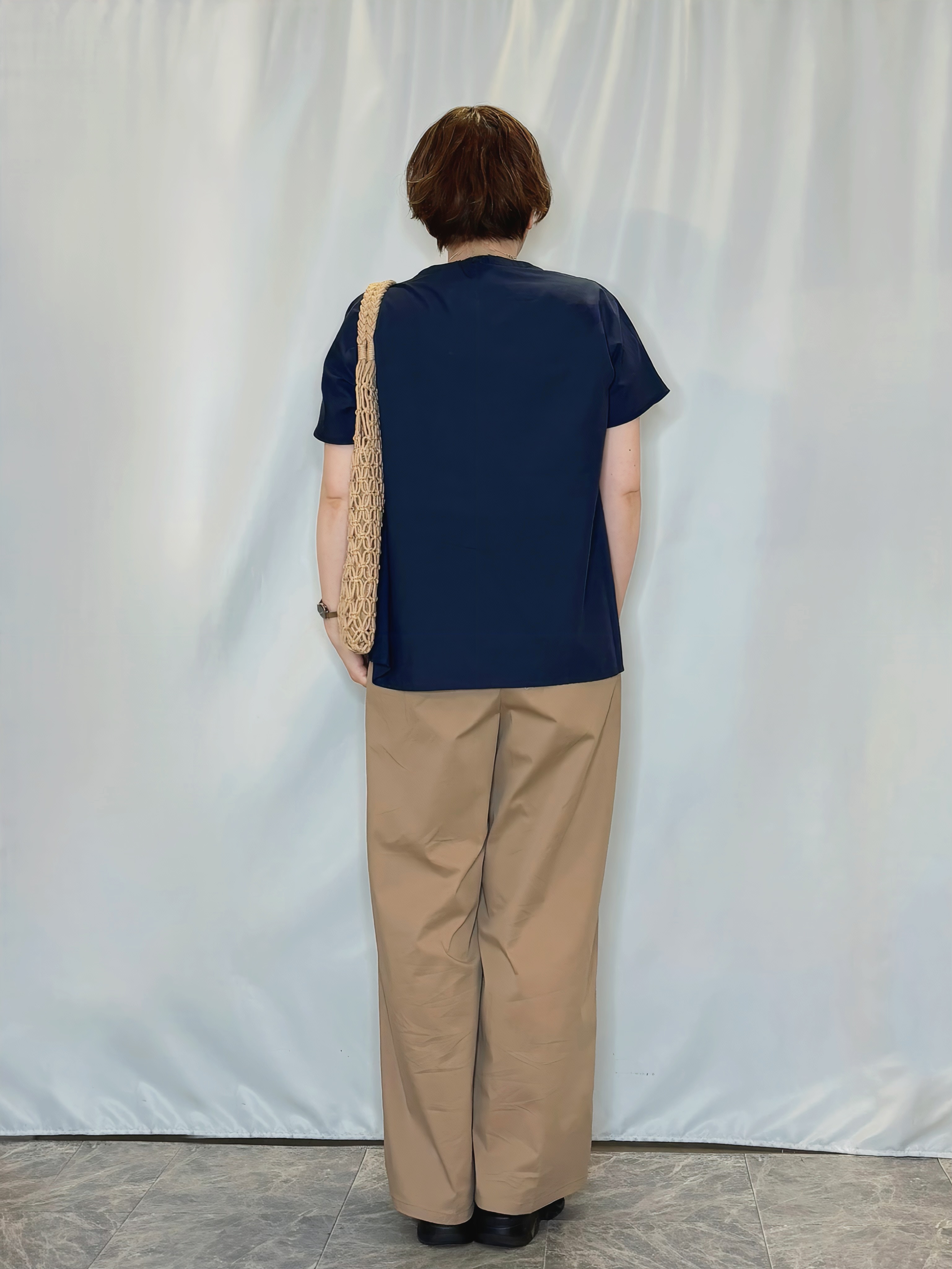 たみさんの「SHOO･LA･RUE｜【体型カバー/S~LL】インせず着られて刺繍が目を引く 切替ノーカラーブラウス」を使ったコーディネート