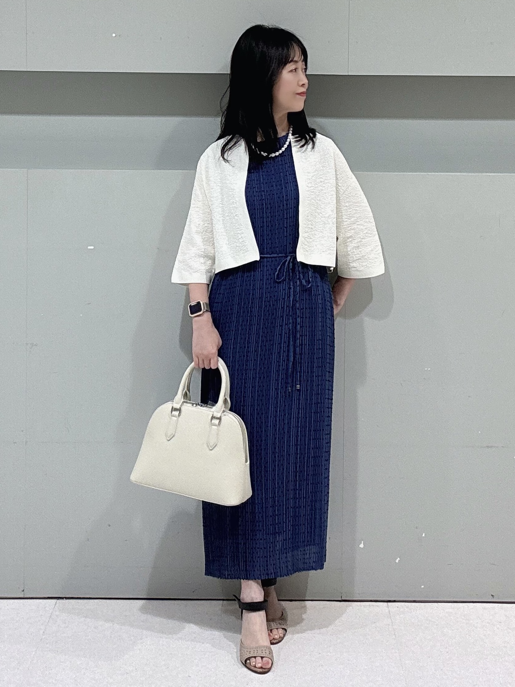 makiさんの「UNTITLED｜◆【ストレッチ性/洗える】短丈ニットカーディガン」を使ったコーディネート