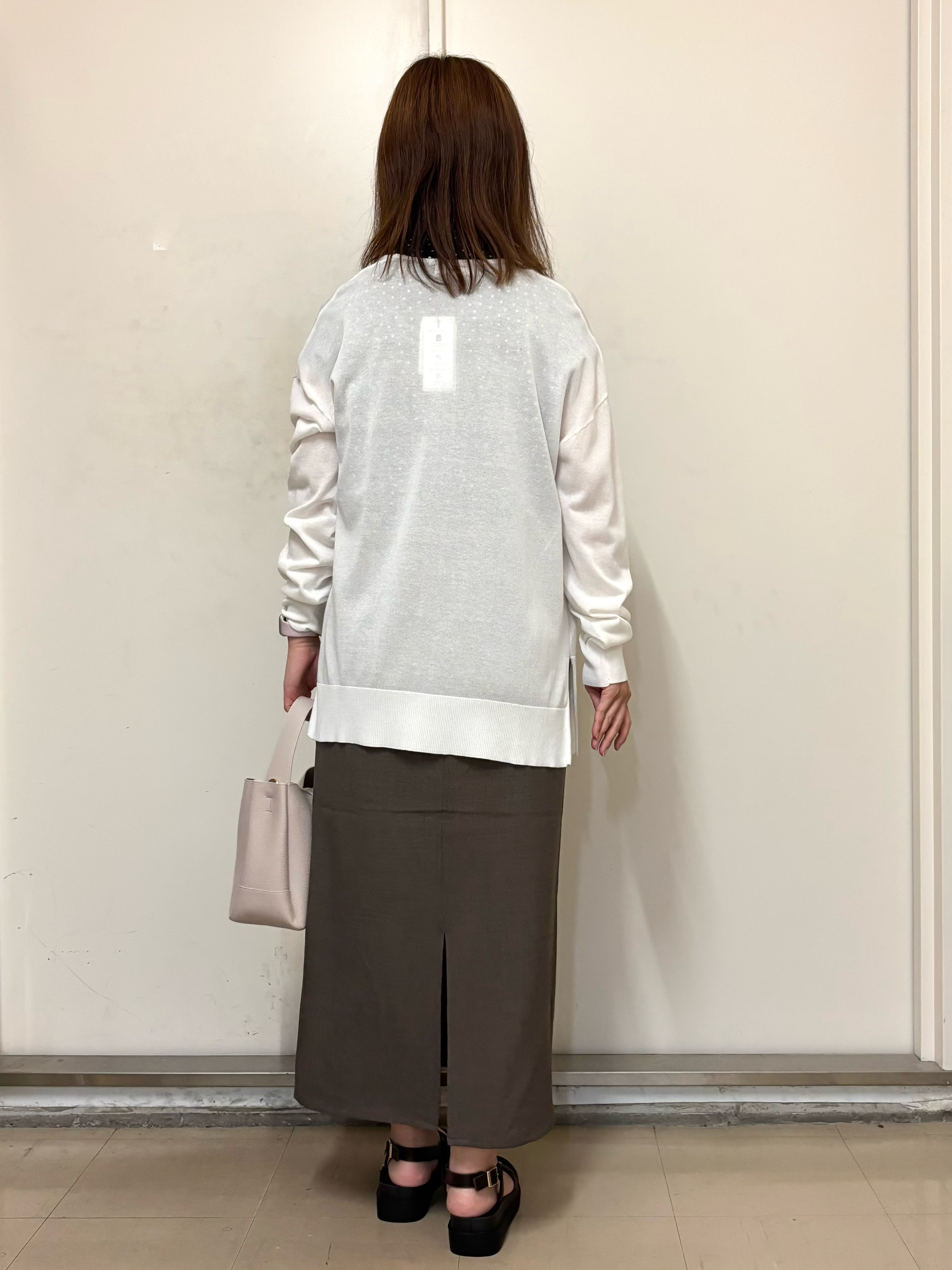 やまさんの「OPAQUE.CLIP｜【接触冷感】ニットカーディガン《洗濯機OK／抗ピリング》」を使ったコーディネート