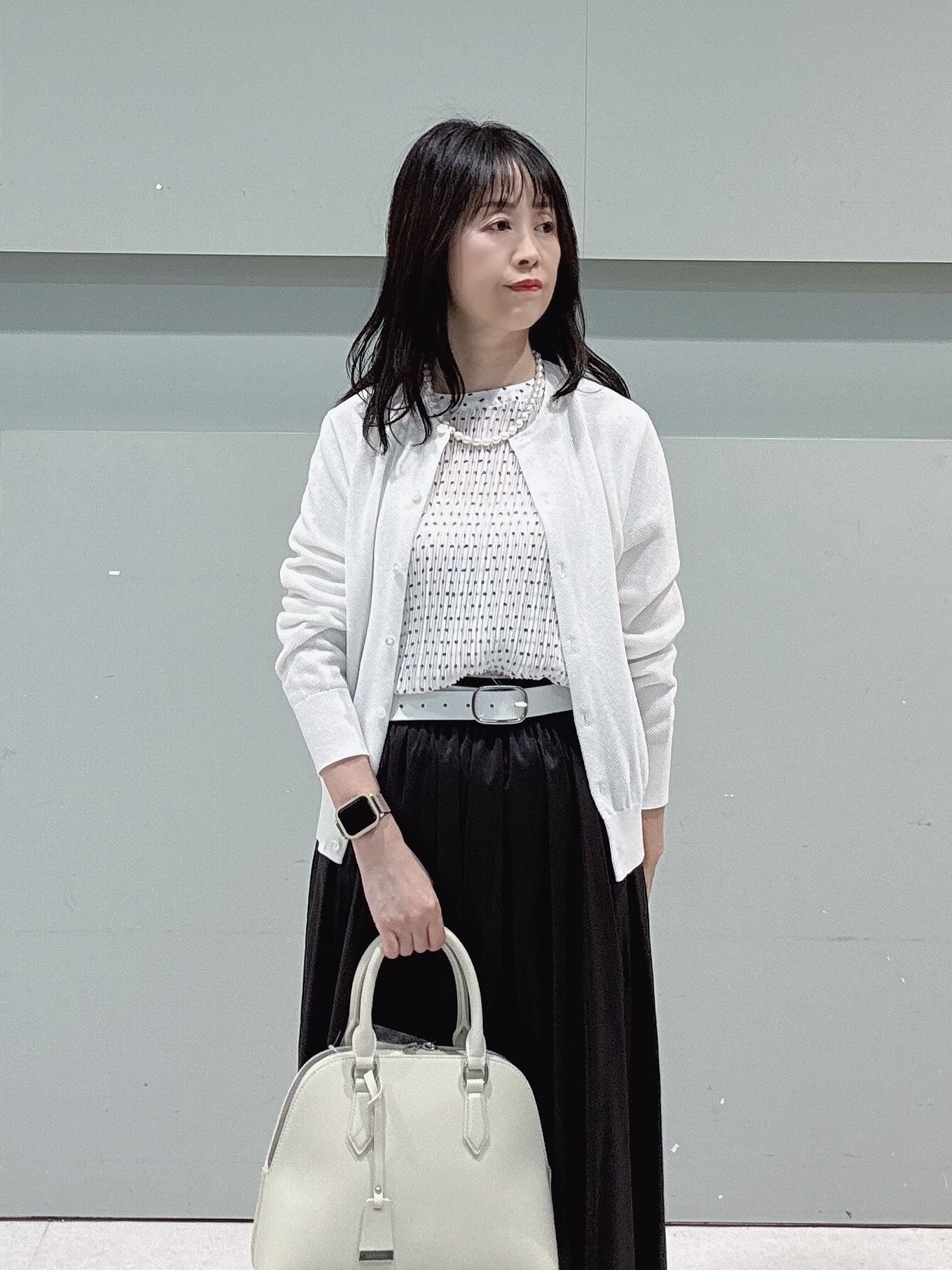 makiさんの「UNTITLED｜◆【アンサンブル可】ラメ混クルーネックカーディガン」を使ったコーディネート