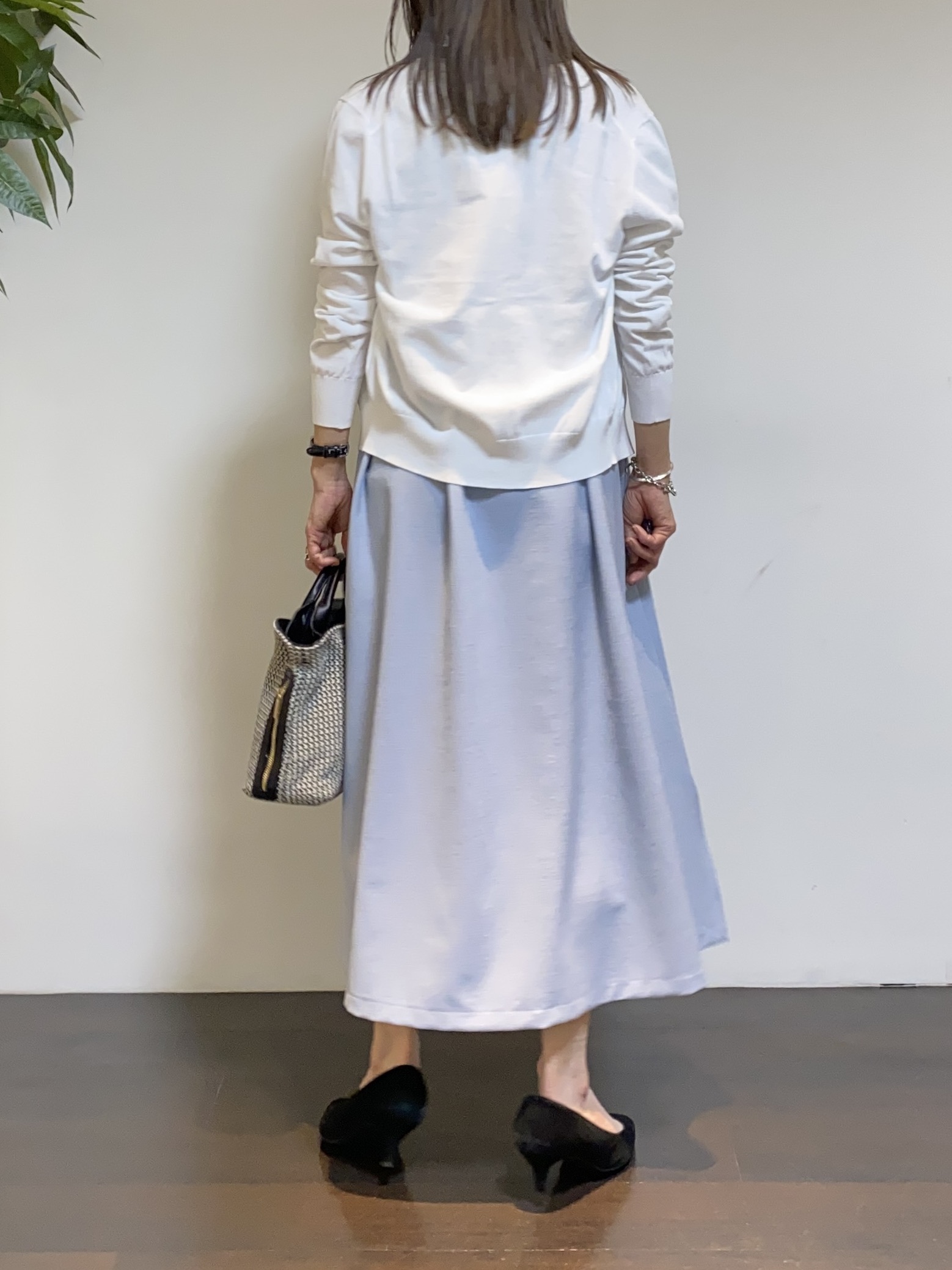 tomoさんの「UNTITLED｜◆【9色展開/アンサンブル可】コットンクルーネックカーディガン」を使ったコーディネート