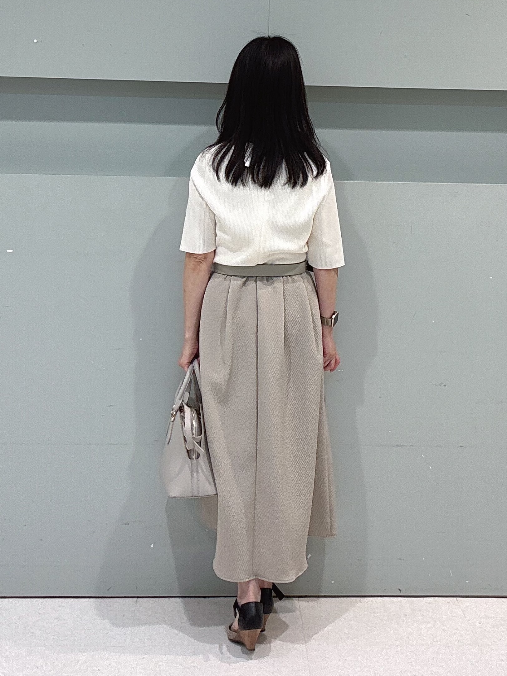 makiさんの「UNTITLED｜◆【一枚でサマ見え】ニットドッキングジャガードワンピース」を使ったコーディネート