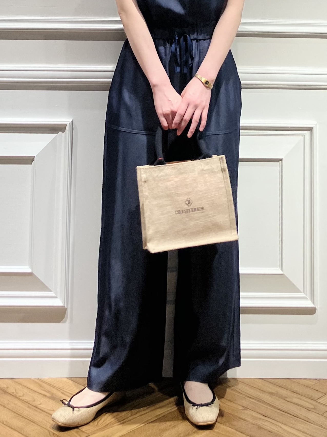 TSUKUIさんの「DRESSTERIOR｜ジュートキャンバス ミニバッグ」を使ったコーディネート