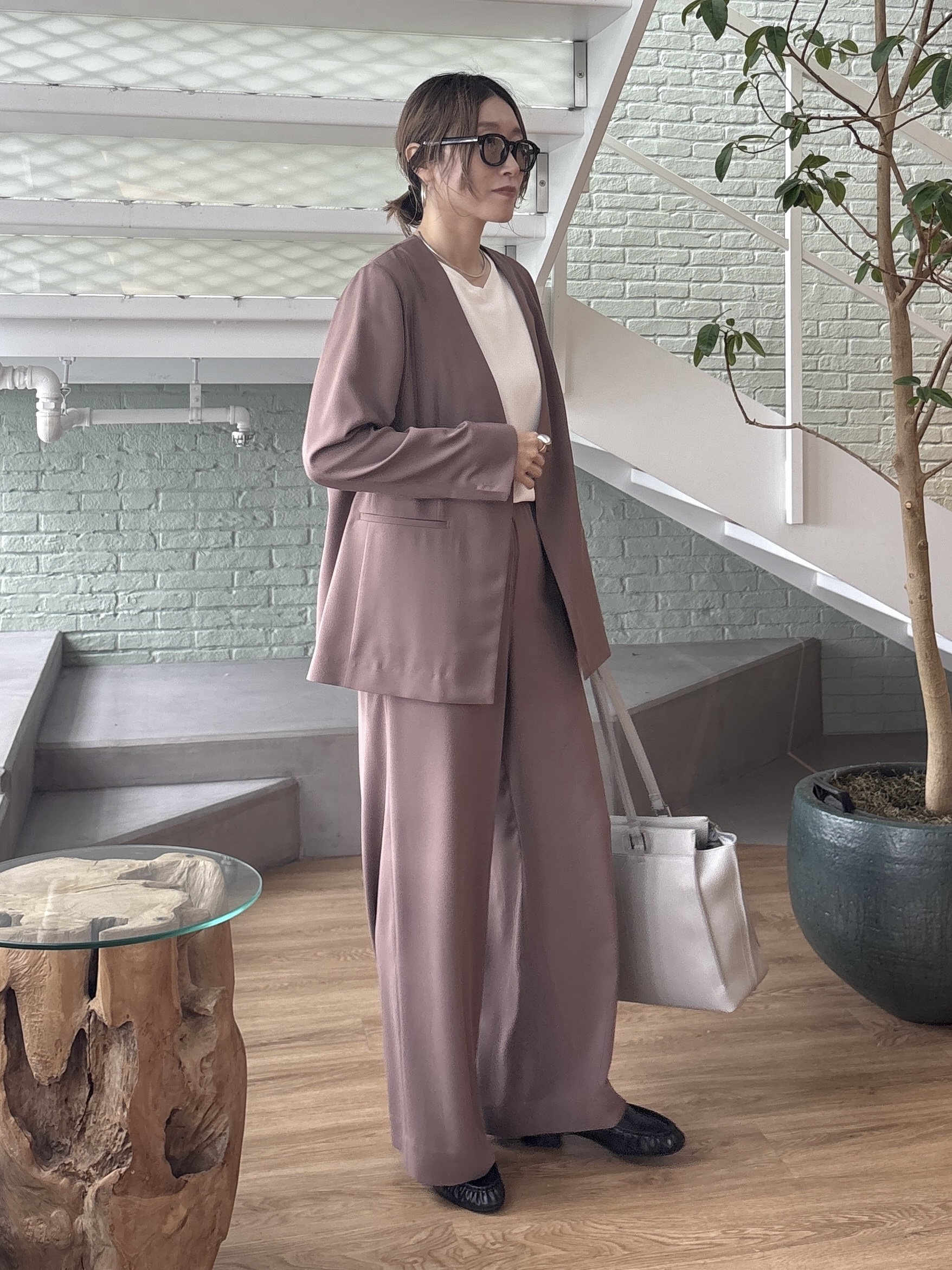 kotakiさんの「INDIVI｜【接触冷感／透湿／着る日傘】ノーカラージャケット」を使ったコーディネート