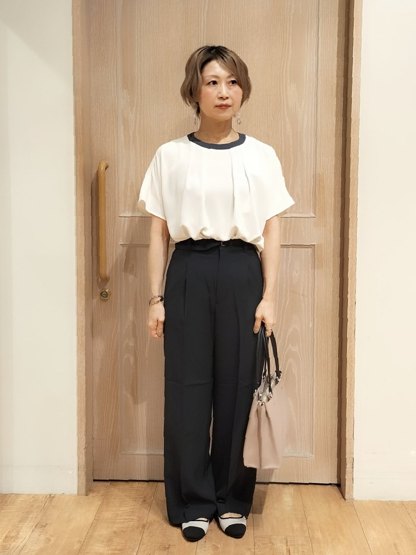 YUKIさんの「SHOO･LA･RUE｜【通気性〇/洗濯機可/S-LL】シアーラメカーディガン」を使ったコーディネート