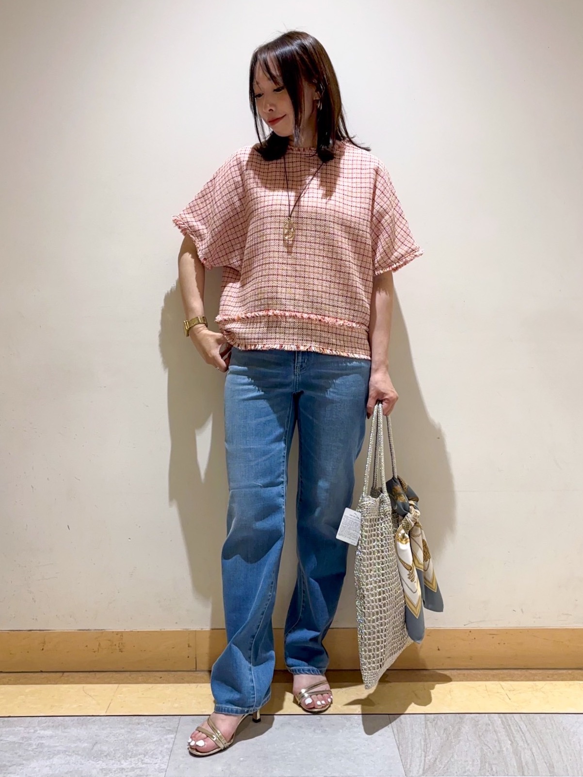 sattoさんの「UNTITLED｜◆ファンシーツイードブラウス」を使ったコーディネート