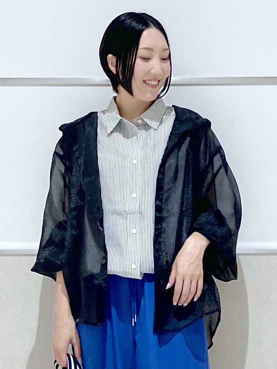 eriko さんの「Dessin｜リネンブレンド フレンチスリーブドロストシャツ」を使ったコーディネート