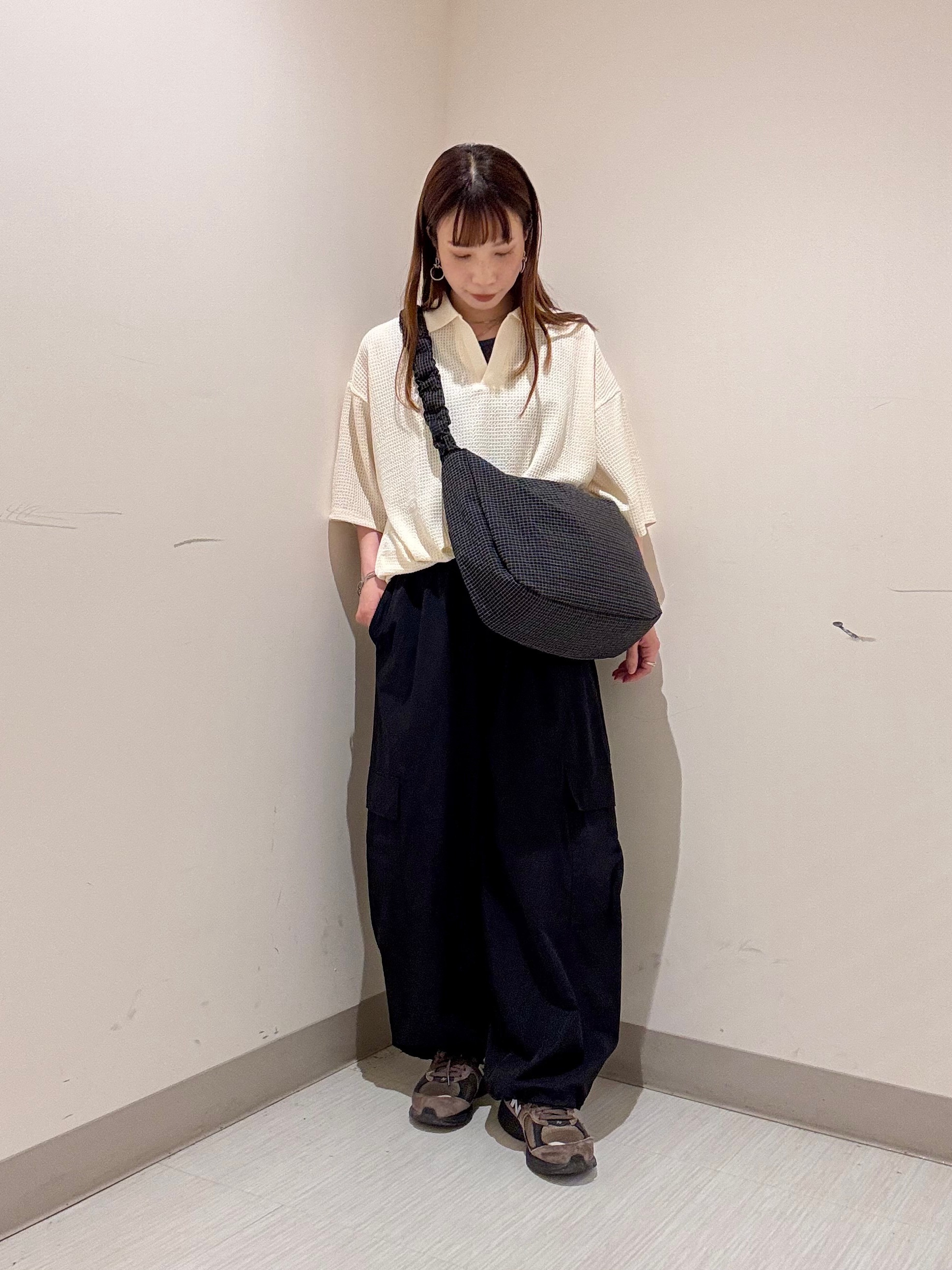 S.A.Oさんの「tk.TAKEO KIKUCHI｜カッティングカーゴパンツ」を使ったコーディネート