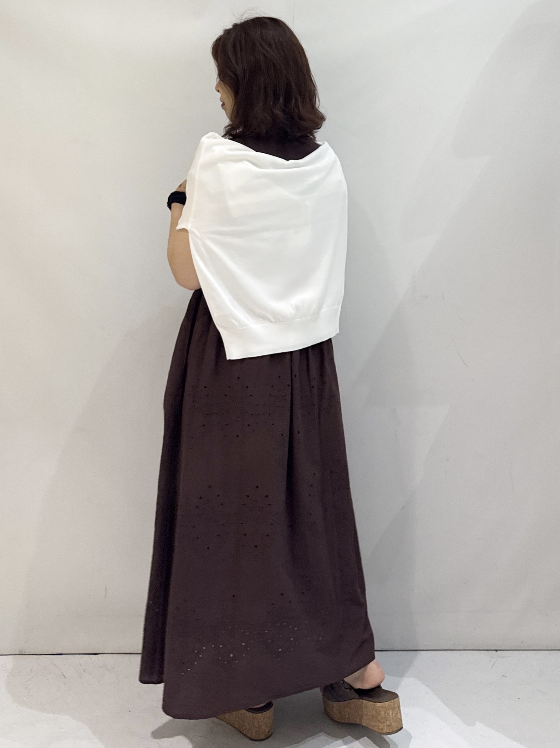 nakkoさんの「OPAQUE.CLIP｜【UV／接触冷感】Vネックリラクシーニットカーディガン《洗濯機OK／抗ピル》」を使ったコーディネート