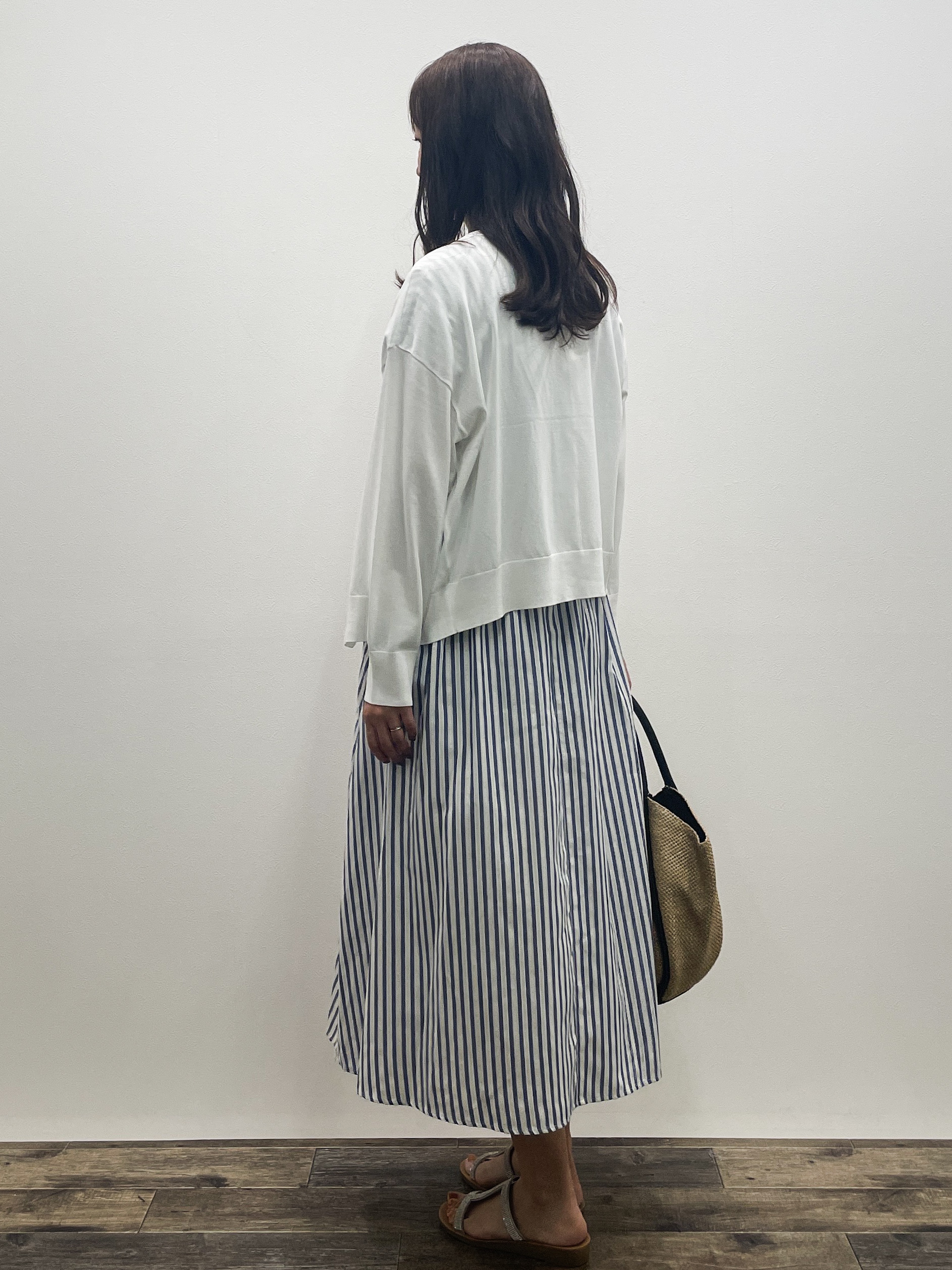 Aikoさんの「OPAQUE.CLIP｜【UV／接触冷感】Vネックリラクシーニットカーディガン《洗濯機OK／抗ピル》」を使ったコーディネート