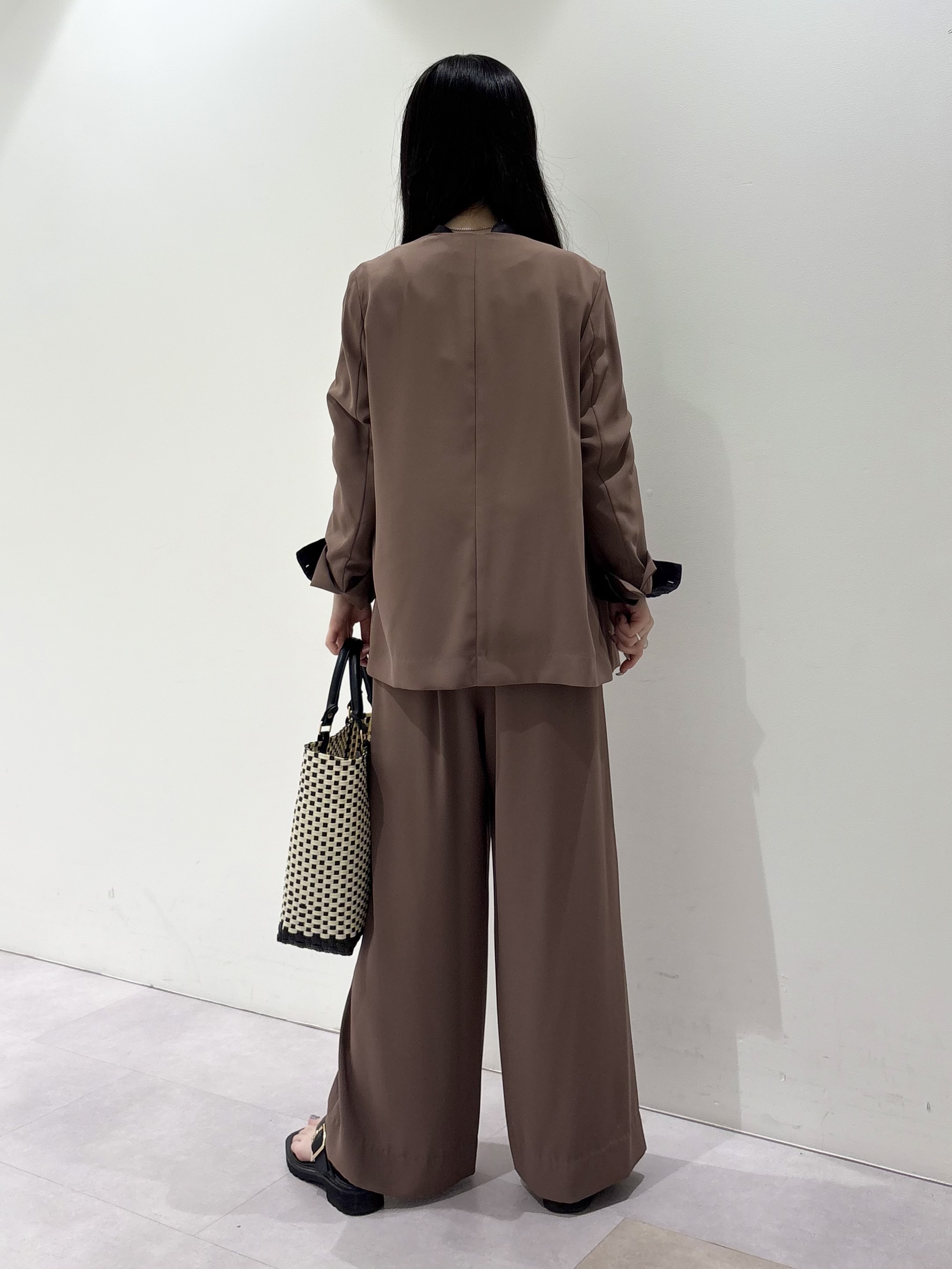 KEIKOさんの「INDIVI｜【接触冷感／透湿／着る日傘】ノーカラージャケット」を使ったコーディネート