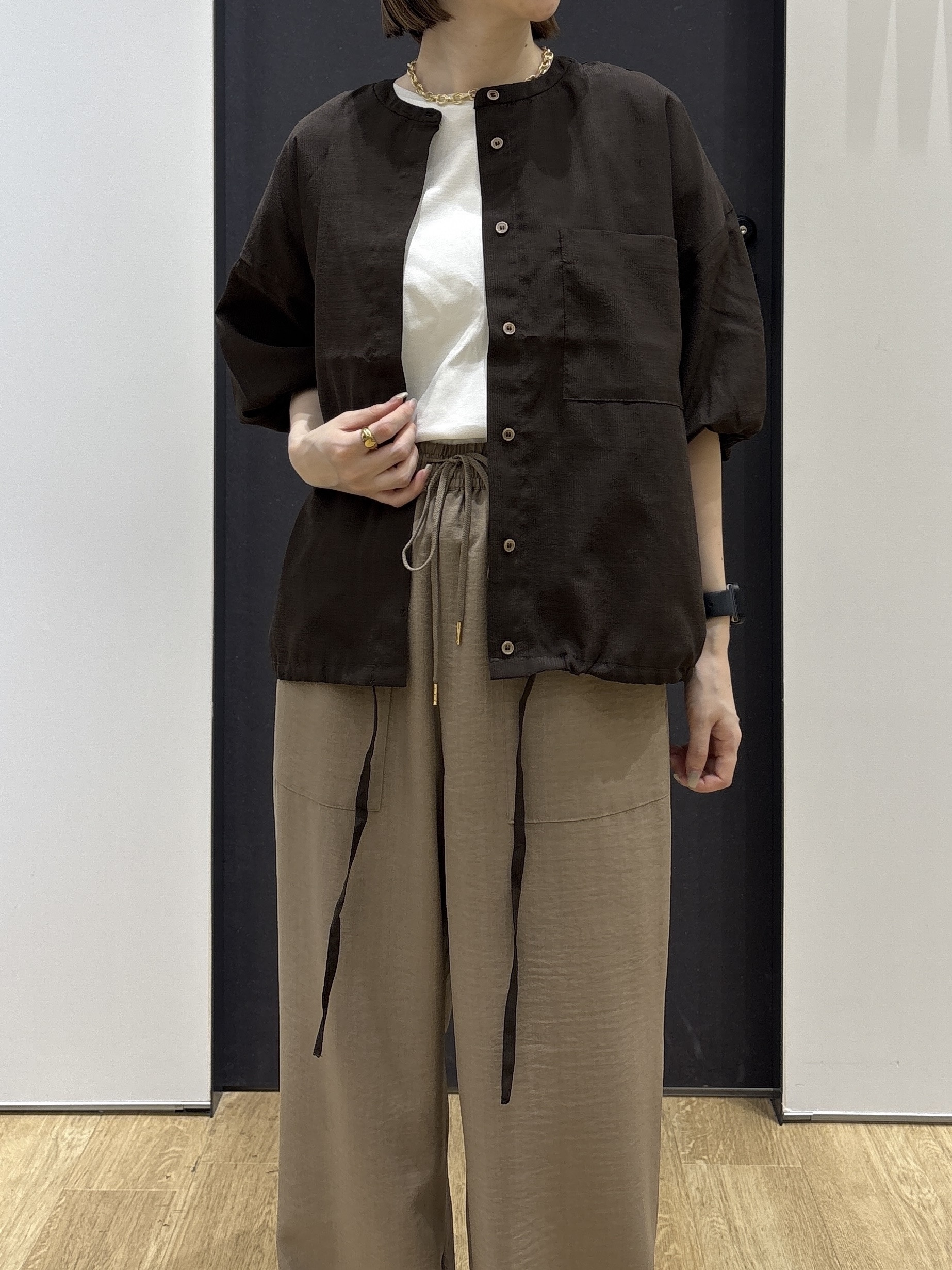 risaさんの「Dessin｜【高通気/セットアップ可】ハーフスリーブドロストシャツブラウス」を使ったコーディネート