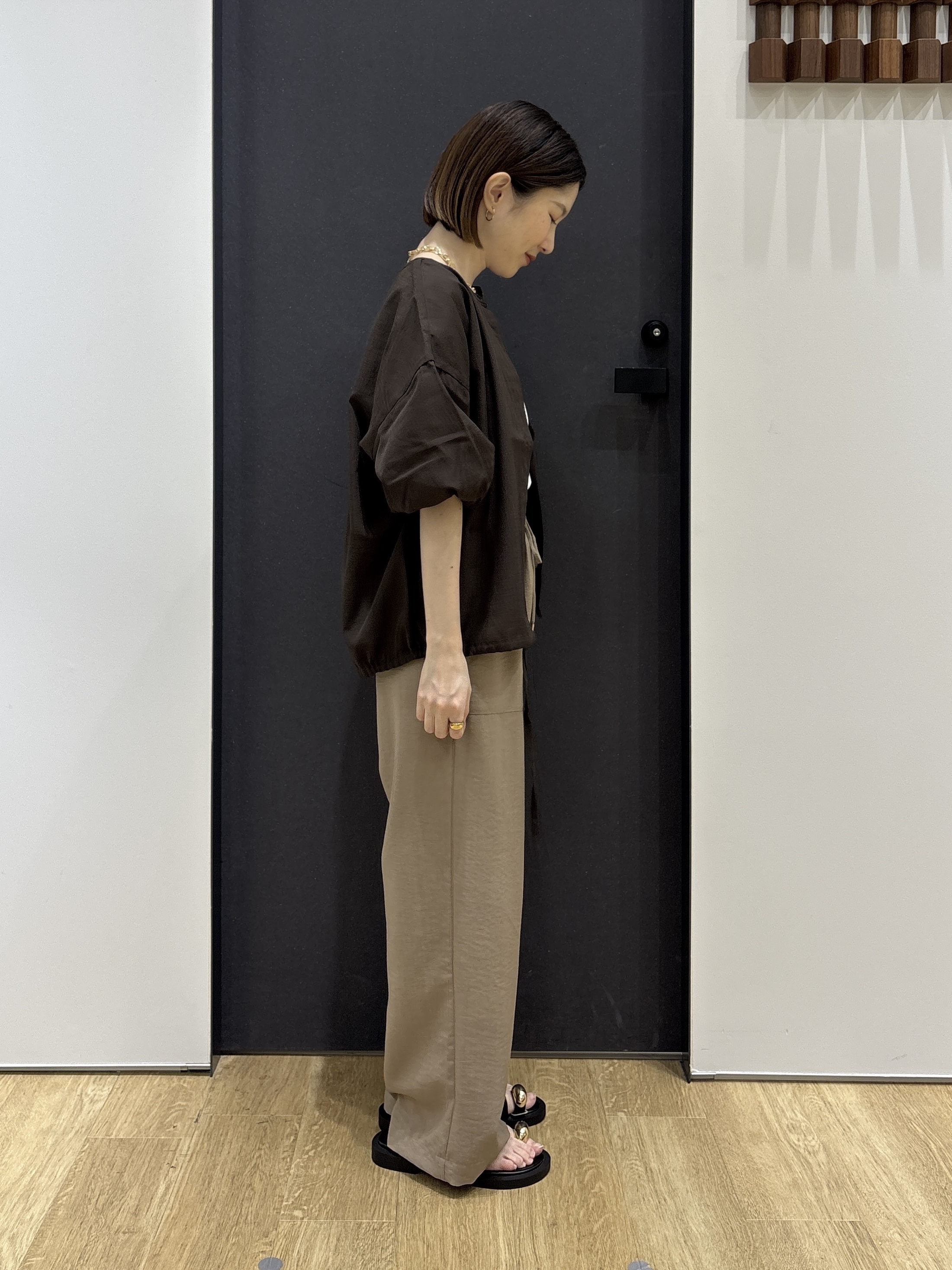 risaさんの「Dessin｜【高通気/セットアップ可】ハーフスリーブドロストシャツブラウス」を使ったコーディネート
