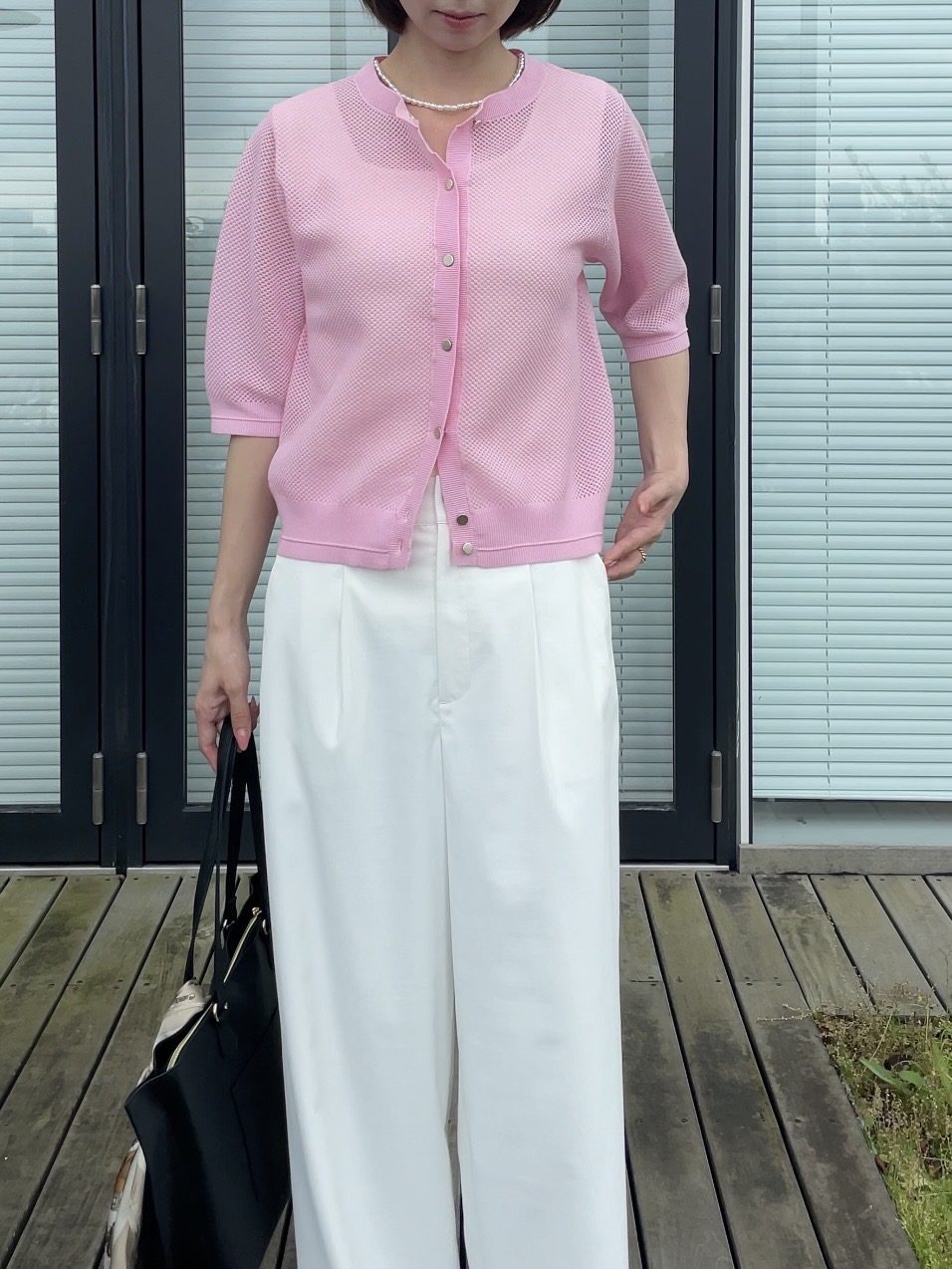 NATSUMIさんの「grove｜【洗える】透けない、大人のメッシュカーディガン」を使ったコーディネート