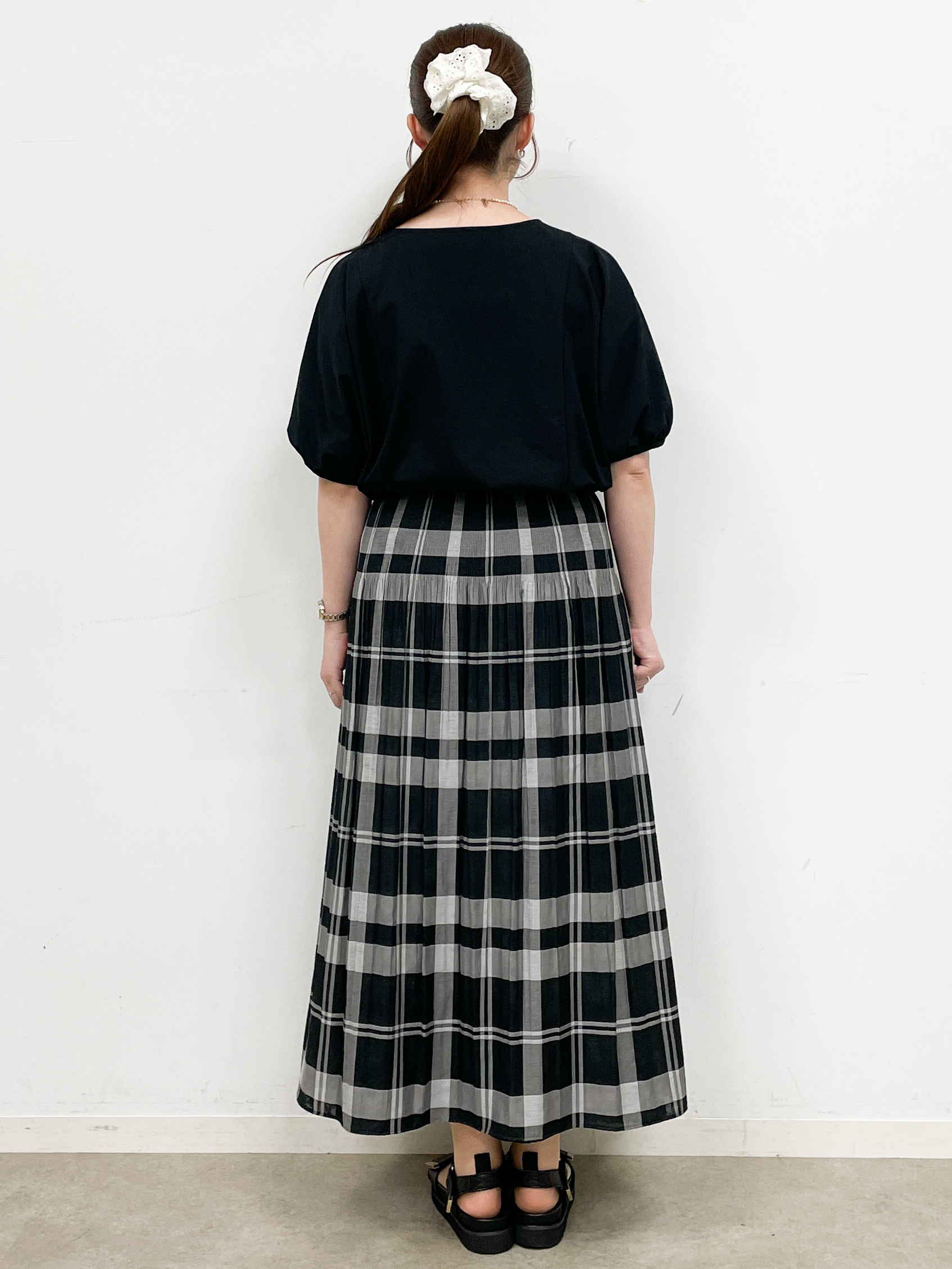 mikikoさんの「Reflect｜【UVカット／接触冷感／吸水速乾】ギャザースリーブカットソー」を使ったコーディネート