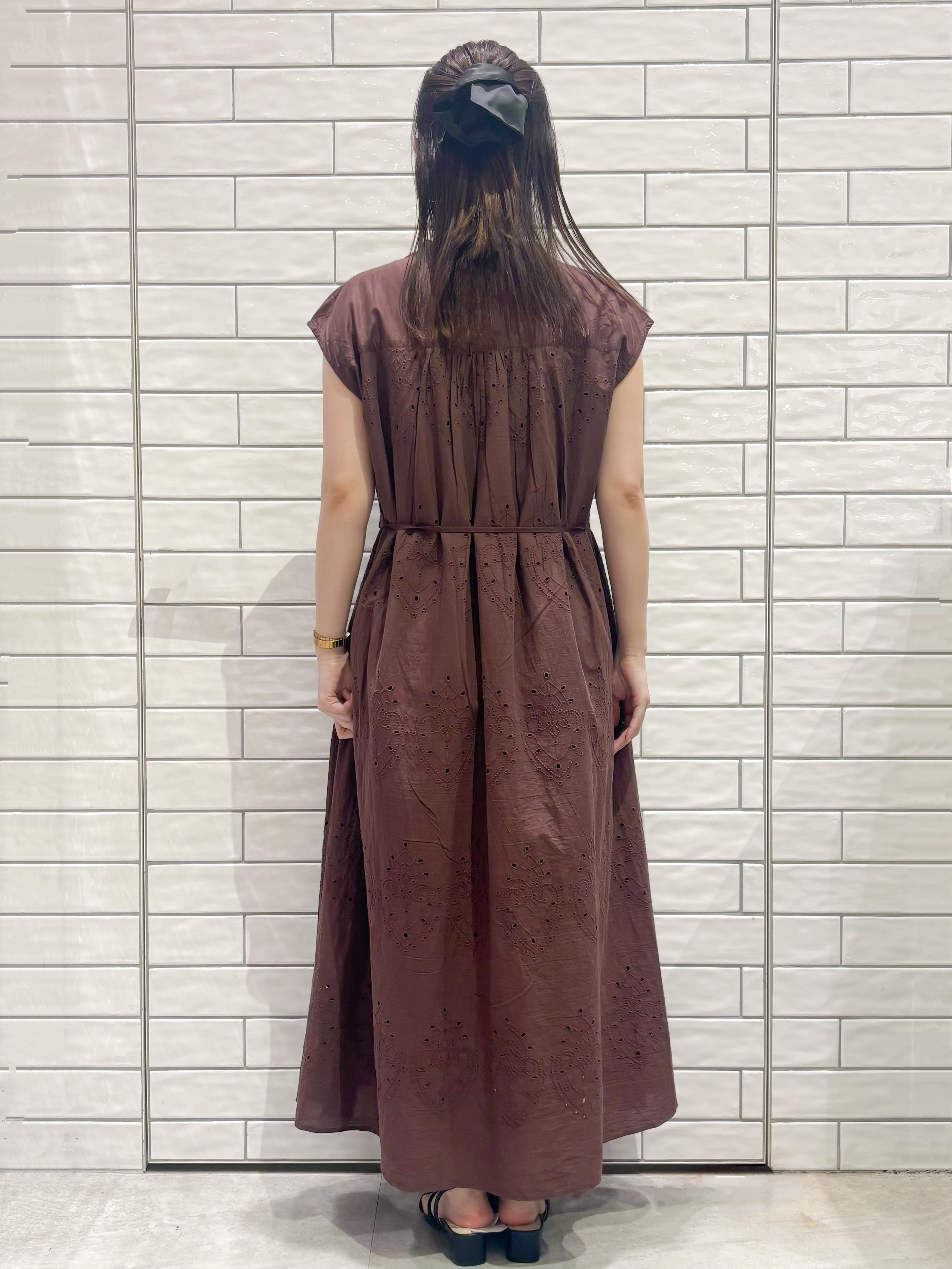 ranさんの「OPAQUE.CLIP｜【FRUIT OF THE LOOM／フルーツオブザルーム】カップ付きキャミソール」を使ったコーディネート