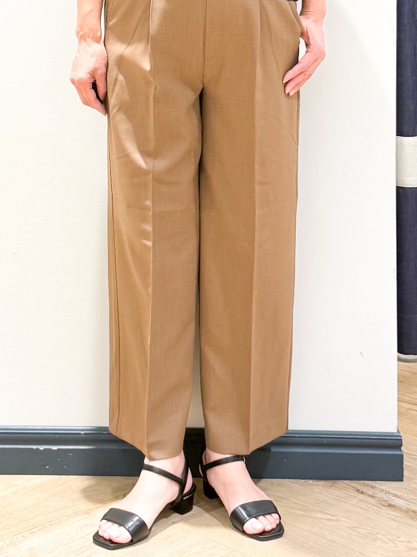 Lilyさんの「grove｜【シリーズ累計36万枚！名品ニット】やわらかドライタッチ ドルマンニット」を使ったコーディネート