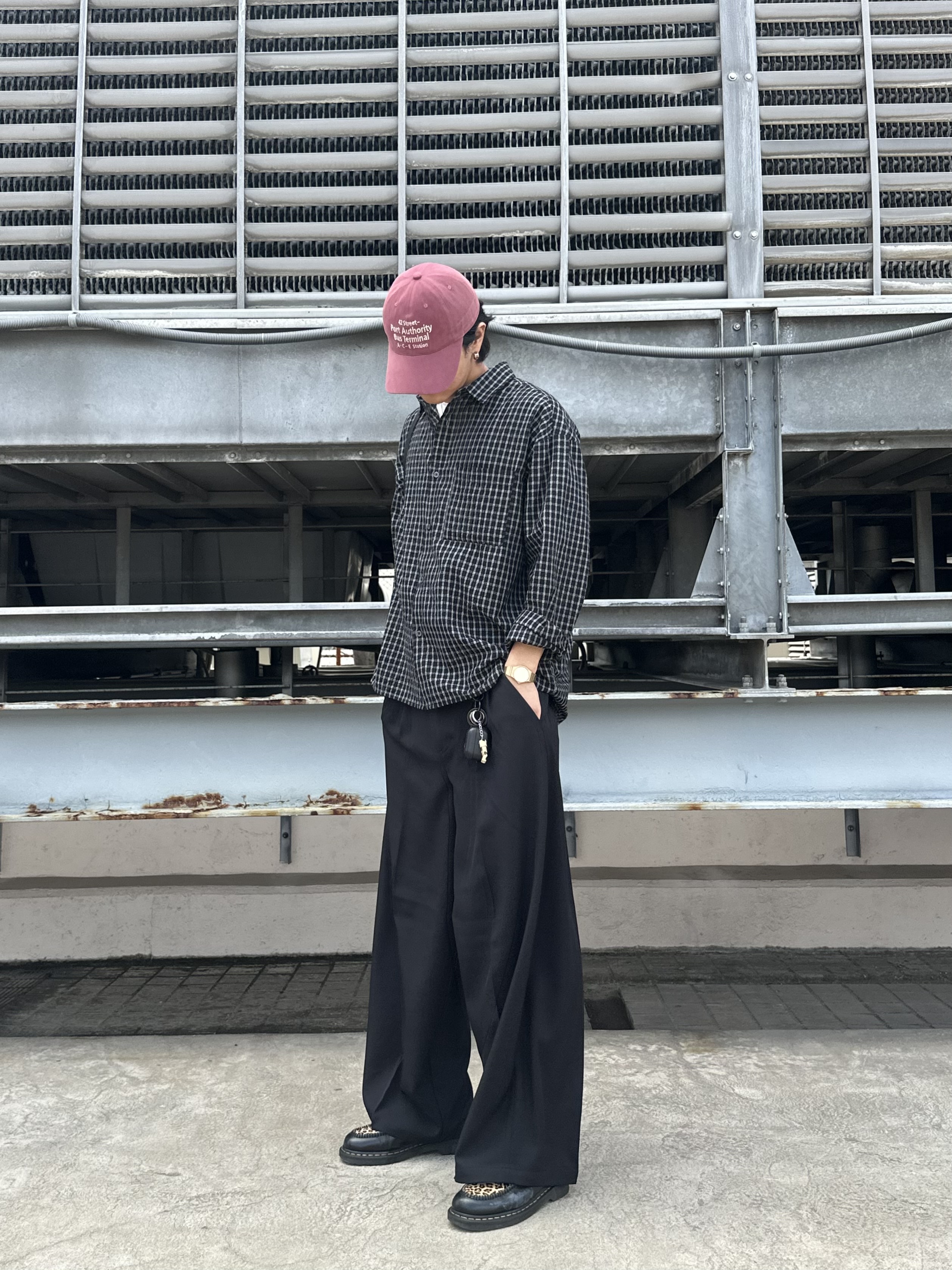 KOHEIさんの「tk.TAKEO KIKUCHI｜バギースラックス」を使ったコーディネート