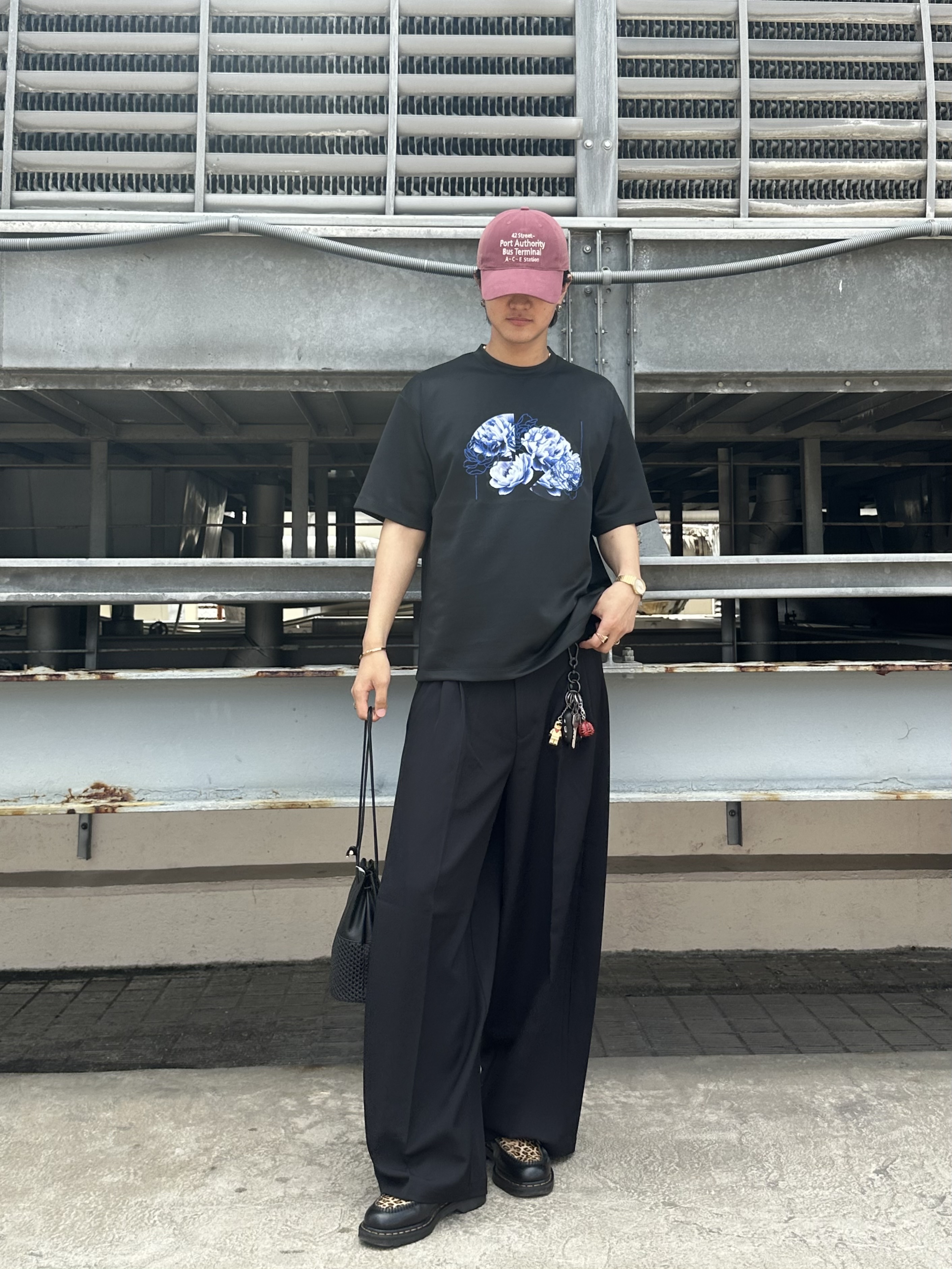 KOHEIさんの「tk.TAKEO KIKUCHI｜バギースラックス」を使ったコーディネート