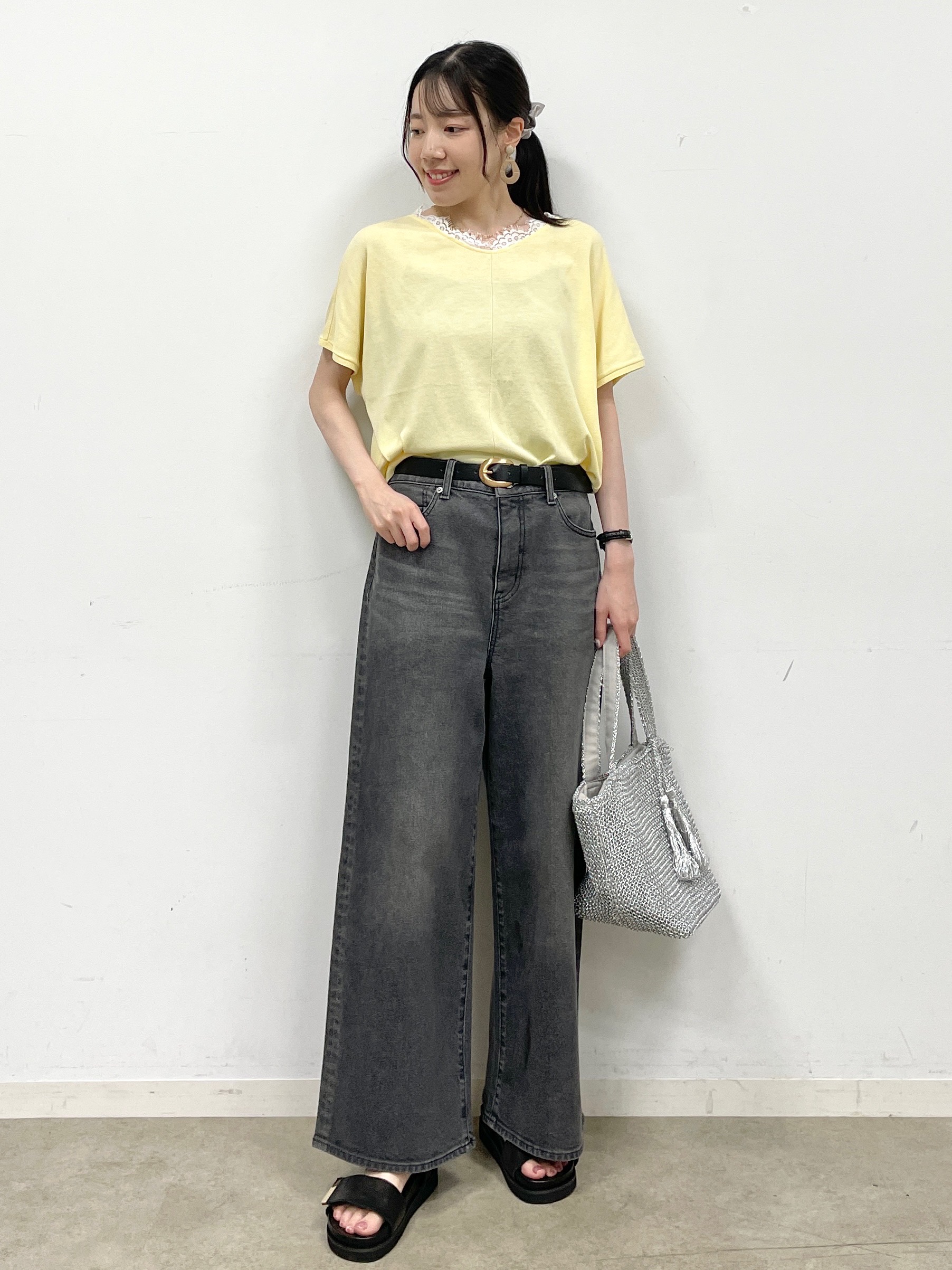 Momoさんの「Reflect｜【二の腕カバー／手洗い可】ネックレース フレンチスリーブニット」を使ったコーディネート