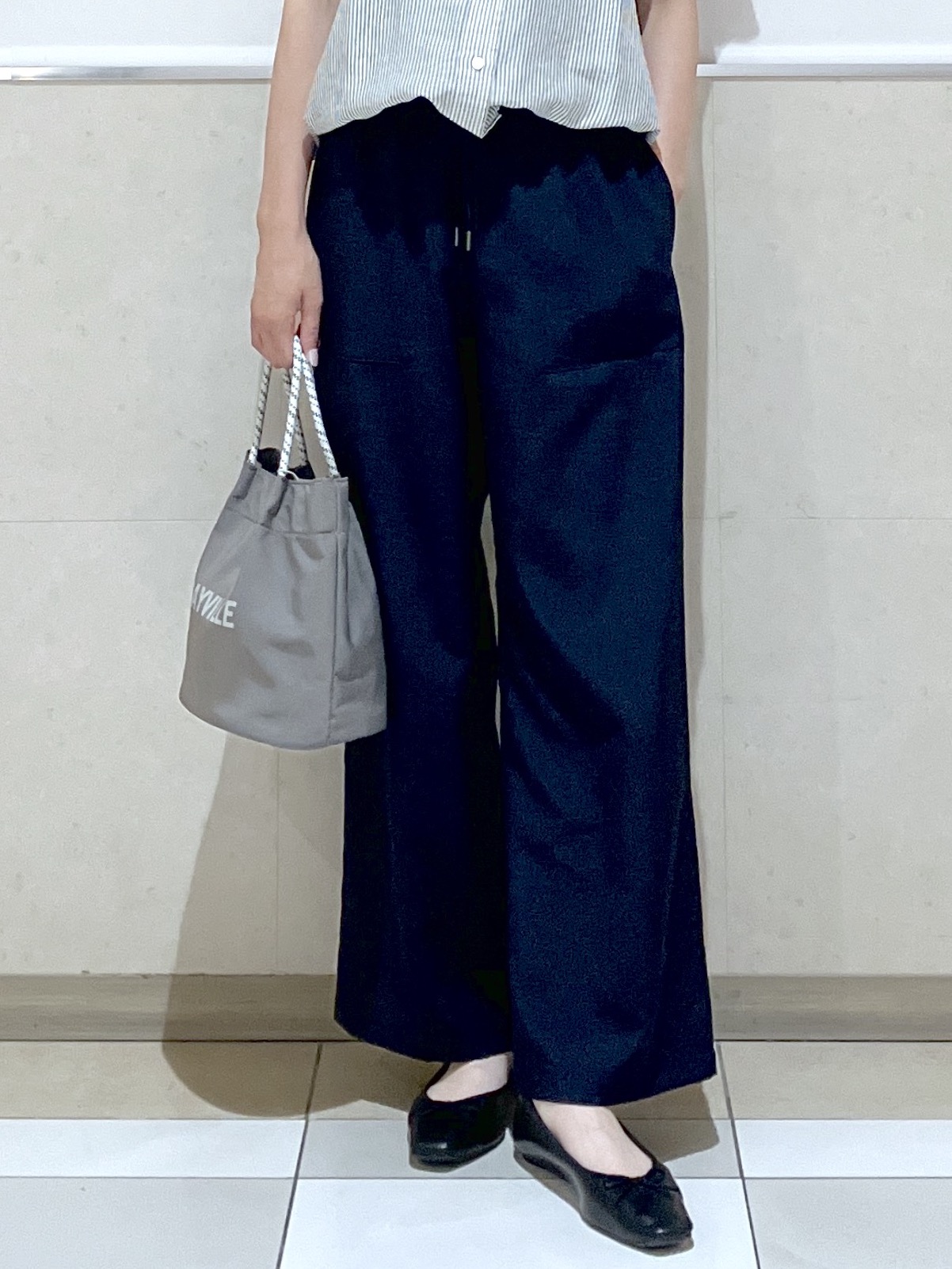 eriko さんの「Dessin｜リネンブレンド フレンチスリーブドロストシャツ」を使ったコーディネート