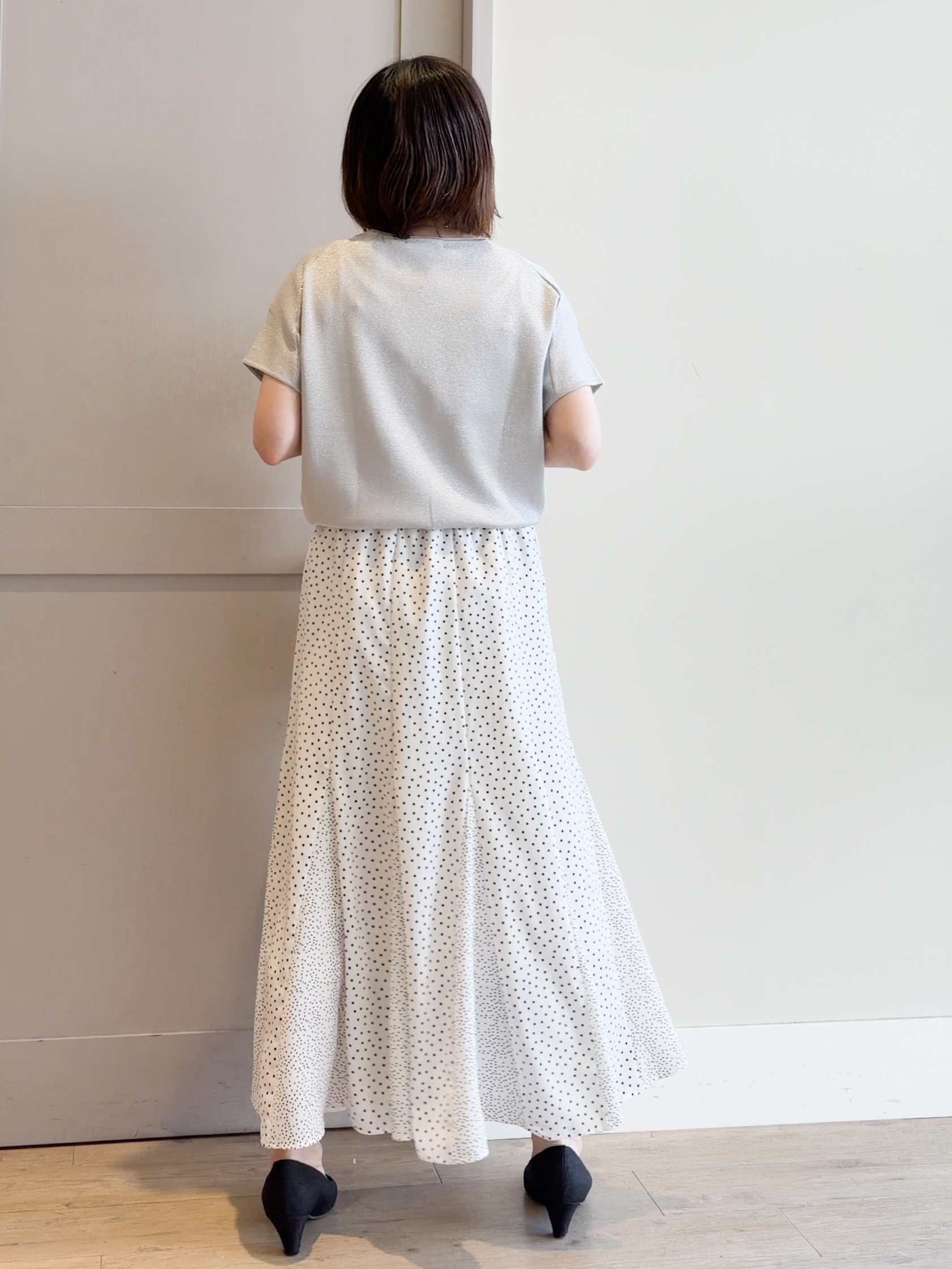 yamakoさんの「grove｜【シリーズ累計36万枚！名品ニット】やわらかドライタッチ ドルマンニット」を使ったコーディネート