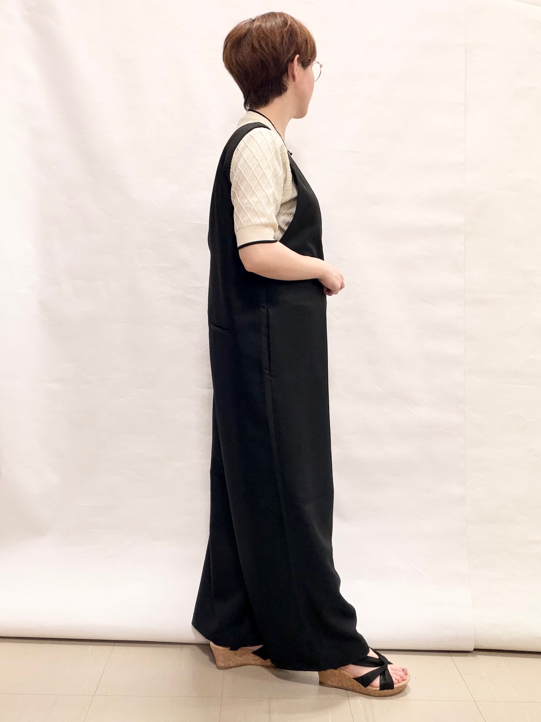 なっちゃんさんの「SHOO･LA･RUE｜【洗濯機可/S-LL】大人上品なダイヤ編み柄 配色半袖ニット」を使ったコーディネート