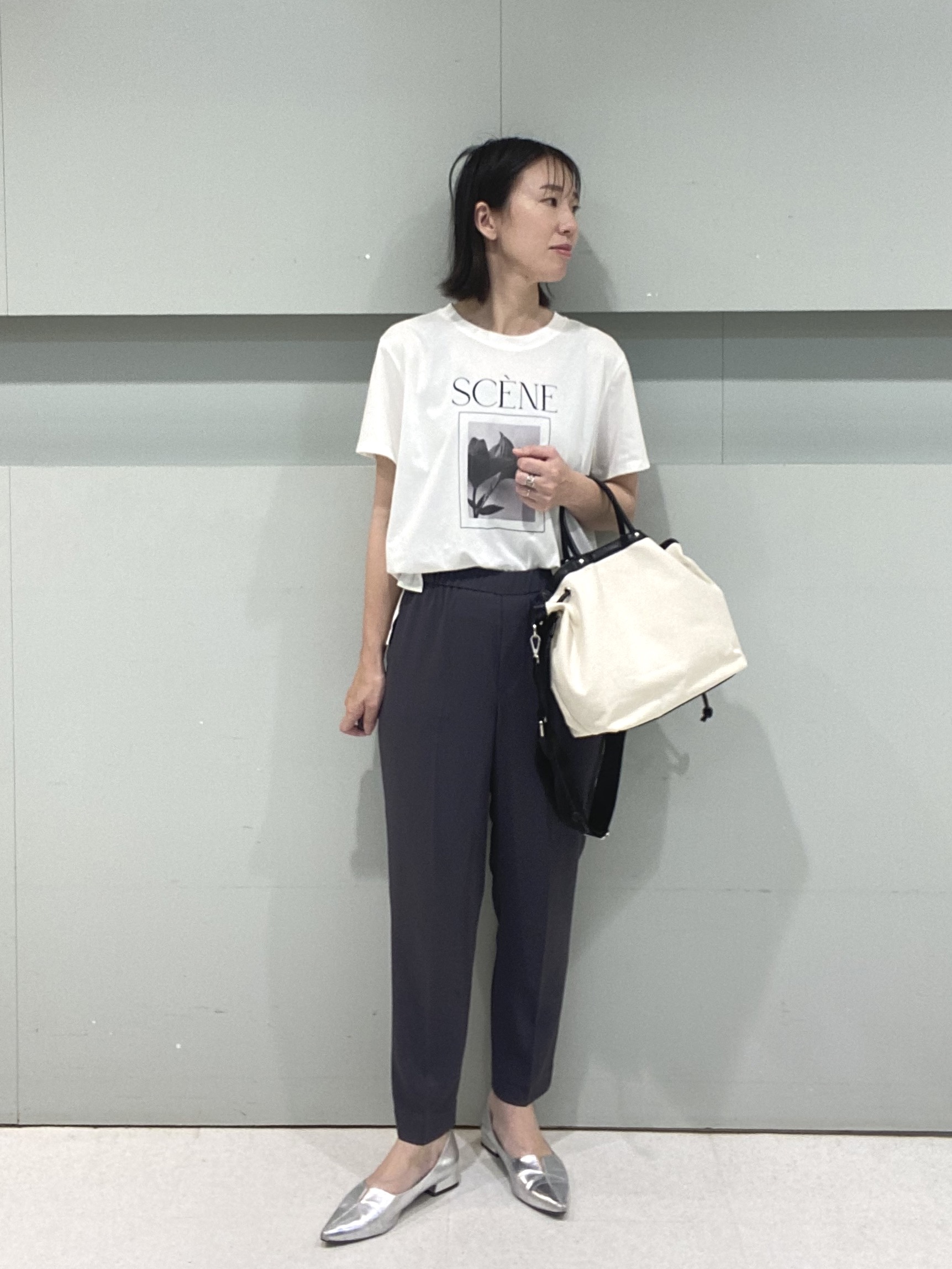 hitomiさんの「UNTITLED｜【ロゴ/プリント】グラフィックTシャツ」を使ったコーディネート
