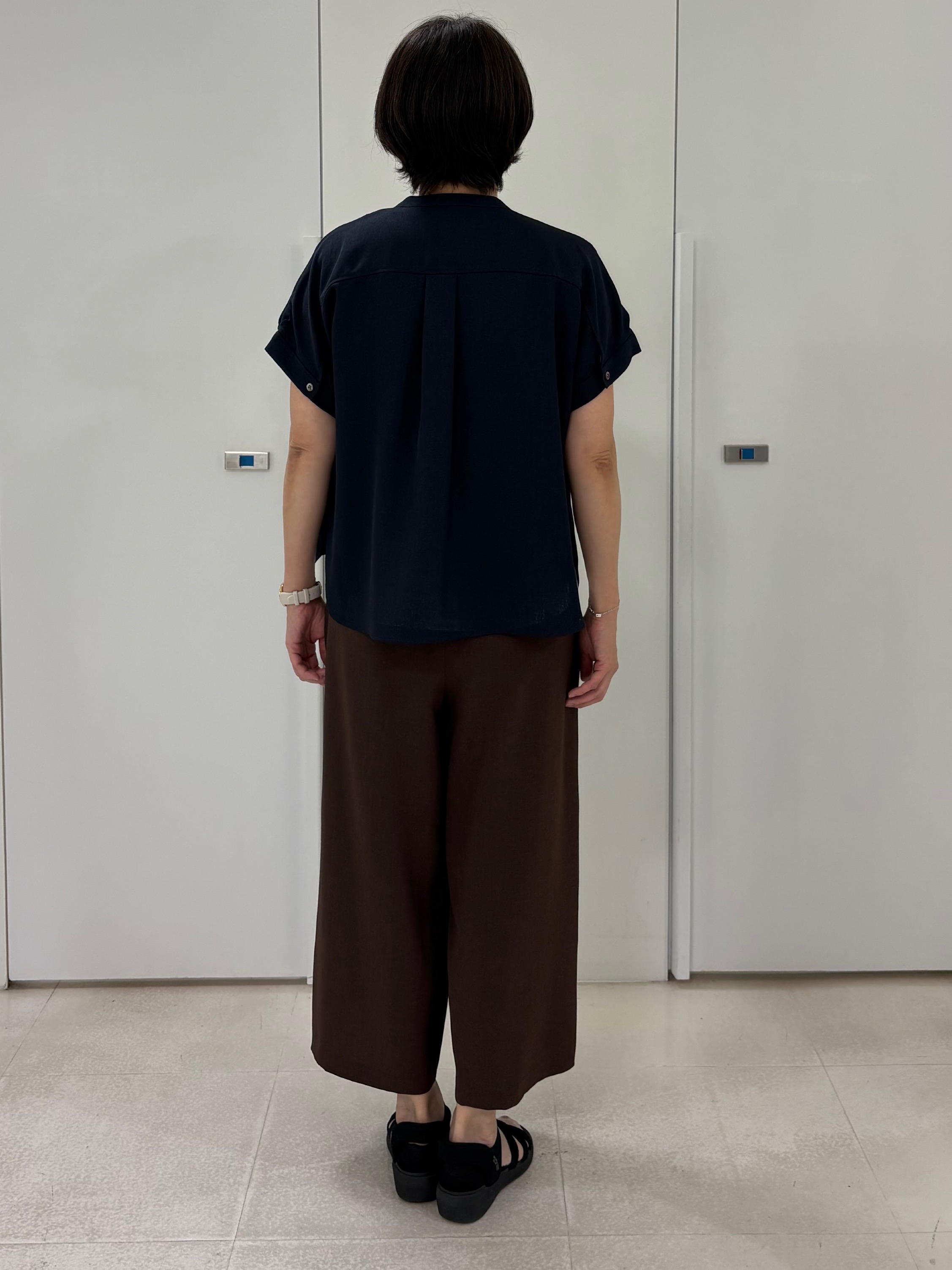 hIさんの「COUP DE CHANCE｜【手洗い可／日本製】半袖ロゴTシャツ」を使ったコーディネート