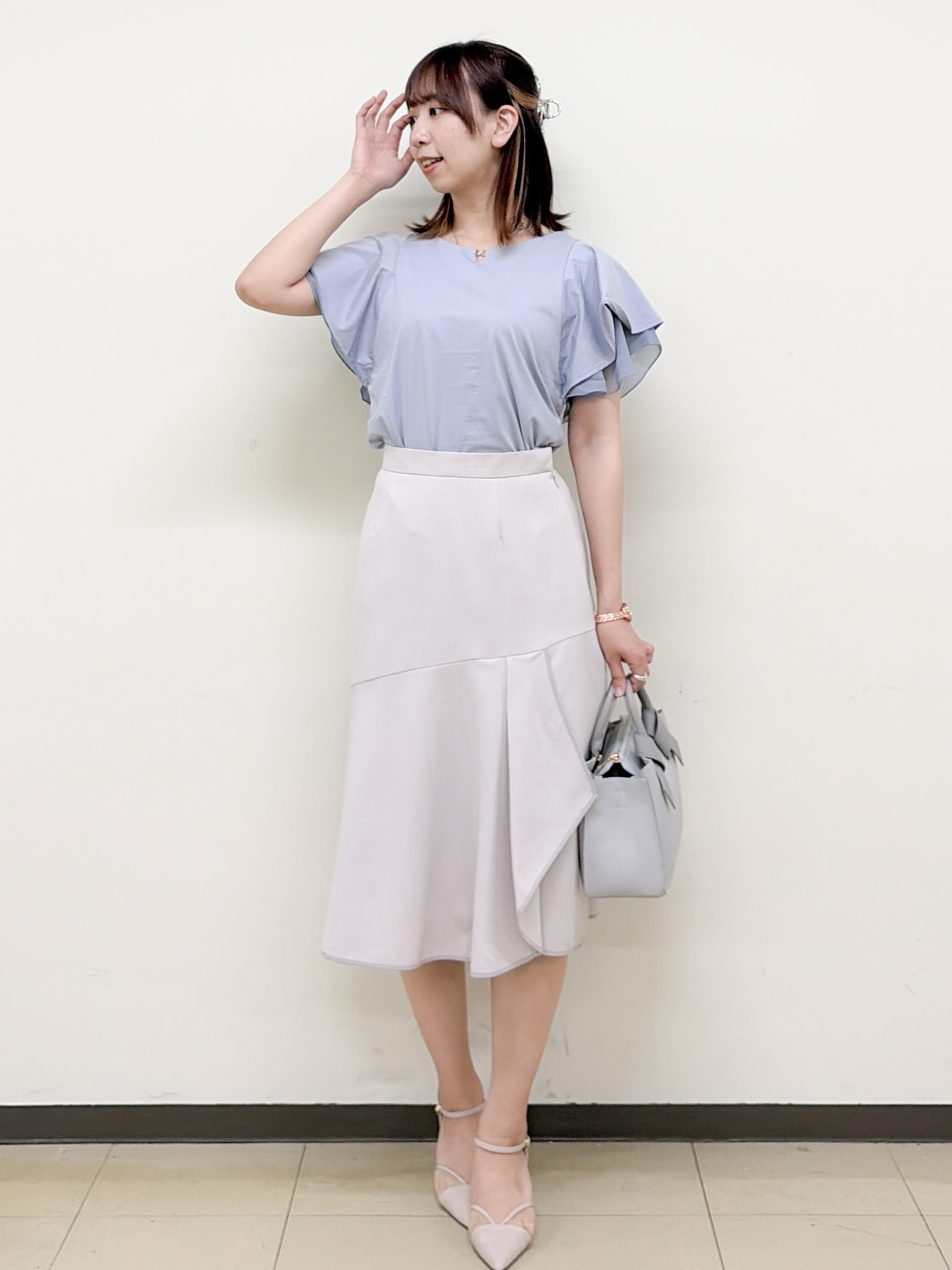 yurinaさんの「index｜【接触冷感／UVケア】シフォンフリルドッキングトップス《洗濯機OK》」を使ったコーディネート