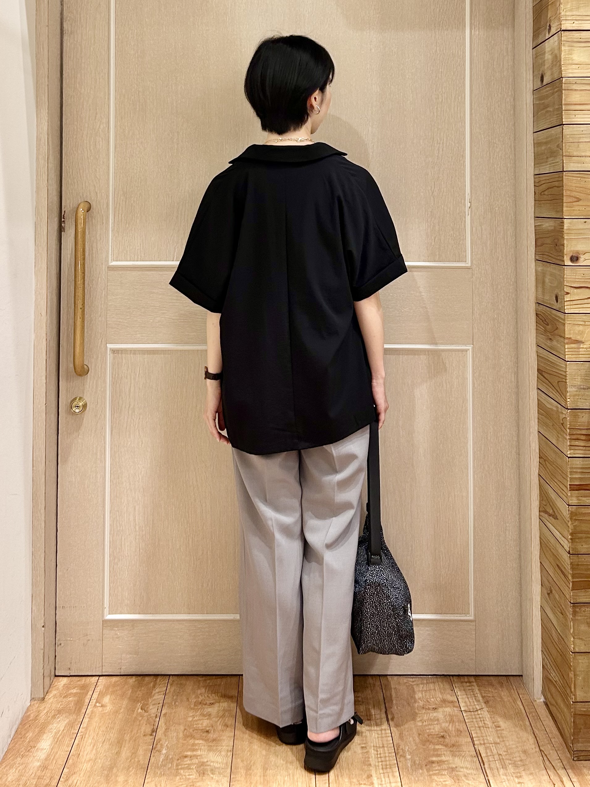 ちぐささんの「SHOO･LA･RUE｜【高レビュー/洗濯機可/セットアップ可】軽凛(かろりん) 半袖ジャケット」を使ったコーディネート