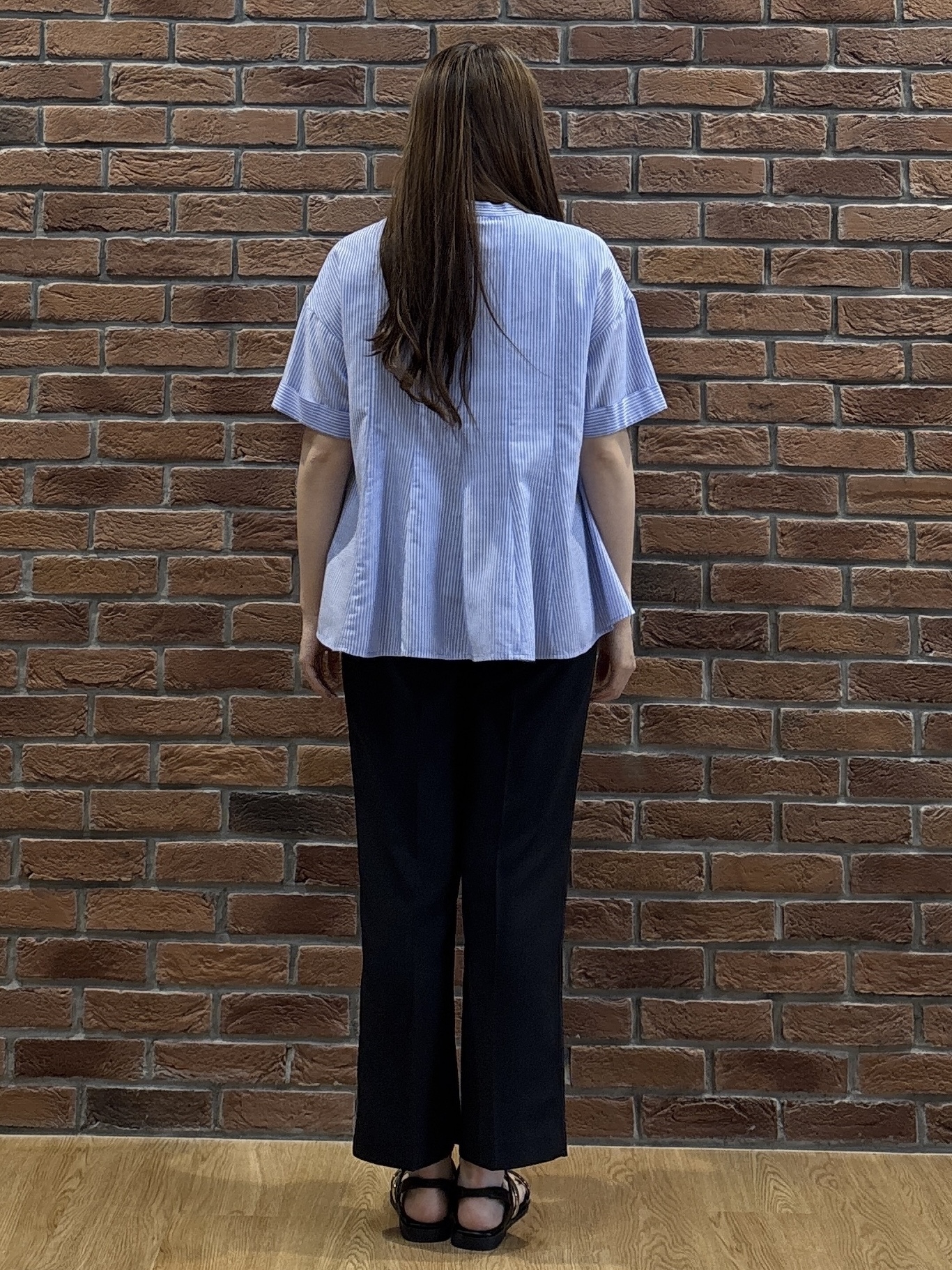 sayaさんの「grove｜【洗濯機OK】さらっと軽やか、フレアシャツ」を使ったコーディネート