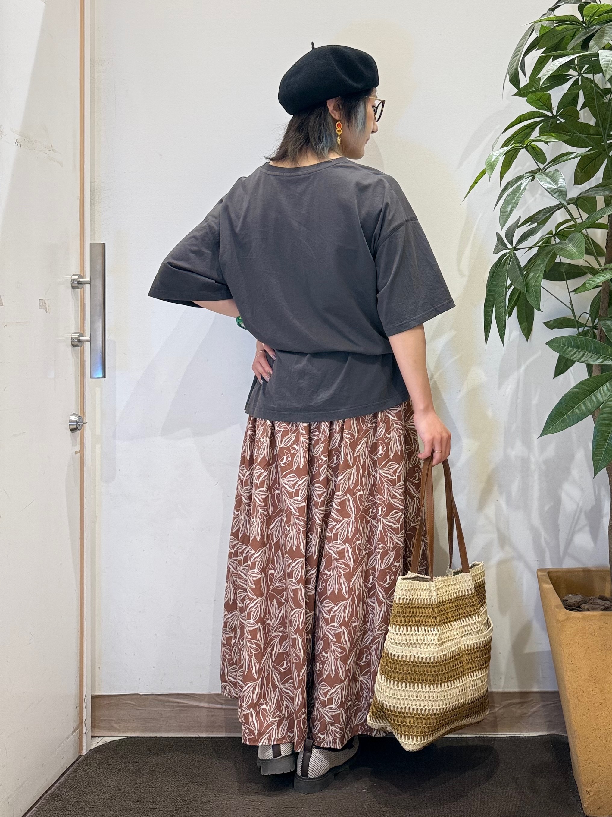 misakiさんの「SHOO･LA･RUE｜【着丈選べる/洗濯機可】外せるウエストリボン付き 主役になるフレアスカート」を使ったコーディネート