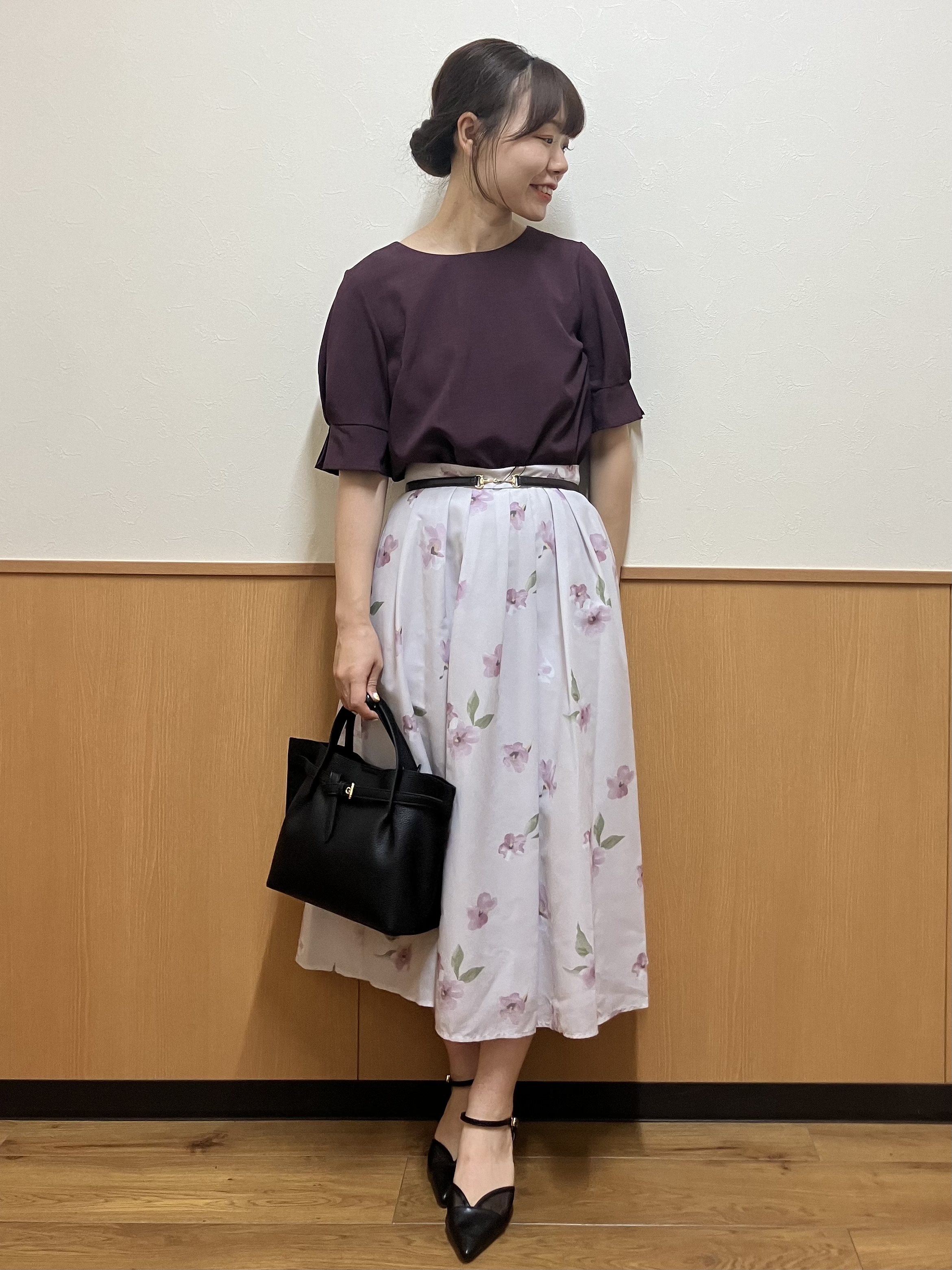 MAYUKIさんの「index｜【接触冷感／吸水速乾】タックパフスリーブブラウス《防シワ／洗濯機OK／XS～3L／8col》」を使ったコーディネート