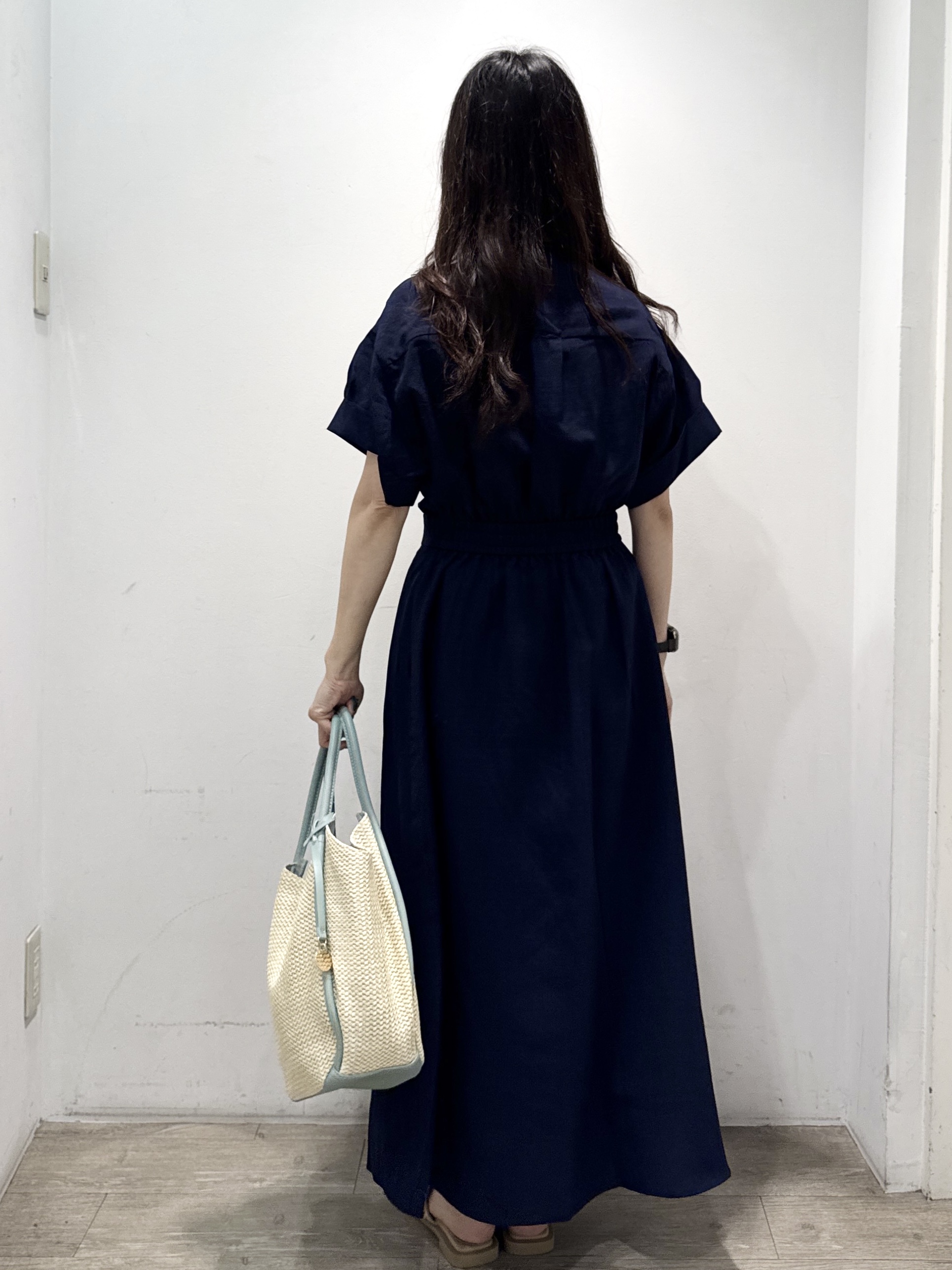 yuicciさんの「OPAQUE.CLIP｜【接触冷感／吸水速乾】リネンライク シャツワンピース《洗濯機OK》」を使ったコーディネート