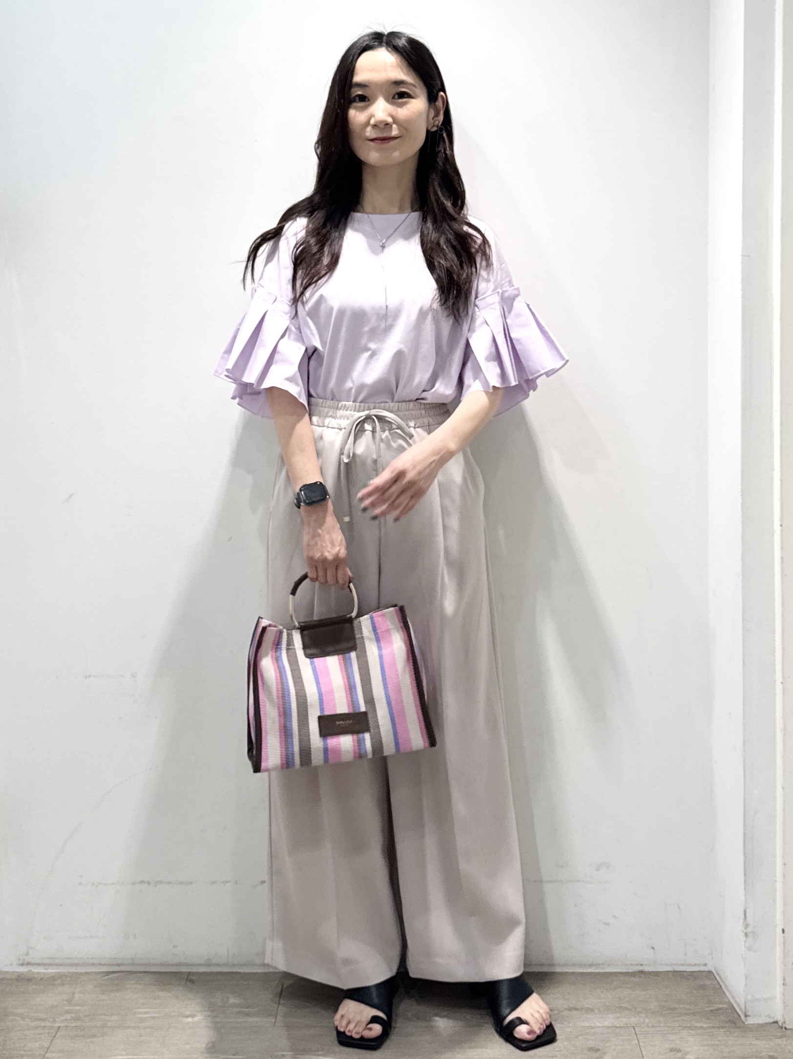 yuicciさんの「OPAQUE.CLIP｜【接触冷感】タックスリーブカットソー《洗濯機OK》」を使ったコーディネート