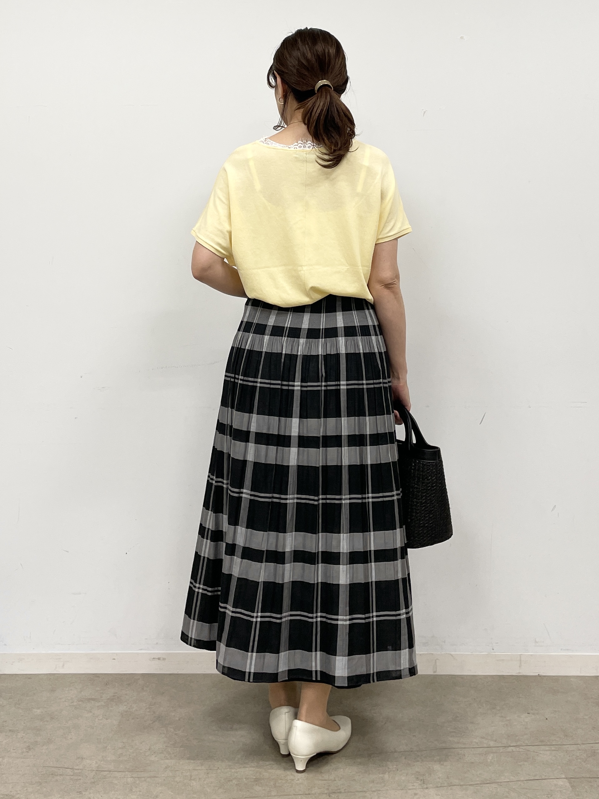 ayaさんの「Reflect｜【二の腕カバー／手洗い可】ネックレース フレンチスリーブニット」を使ったコーディネート